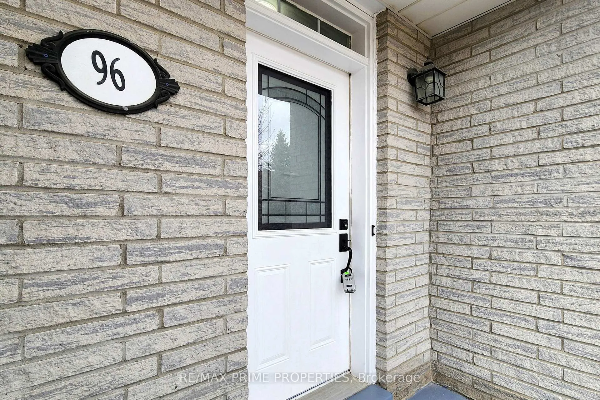 Photo 5 of 96 Sunway Square, Markham, Raymerville — HOMEH