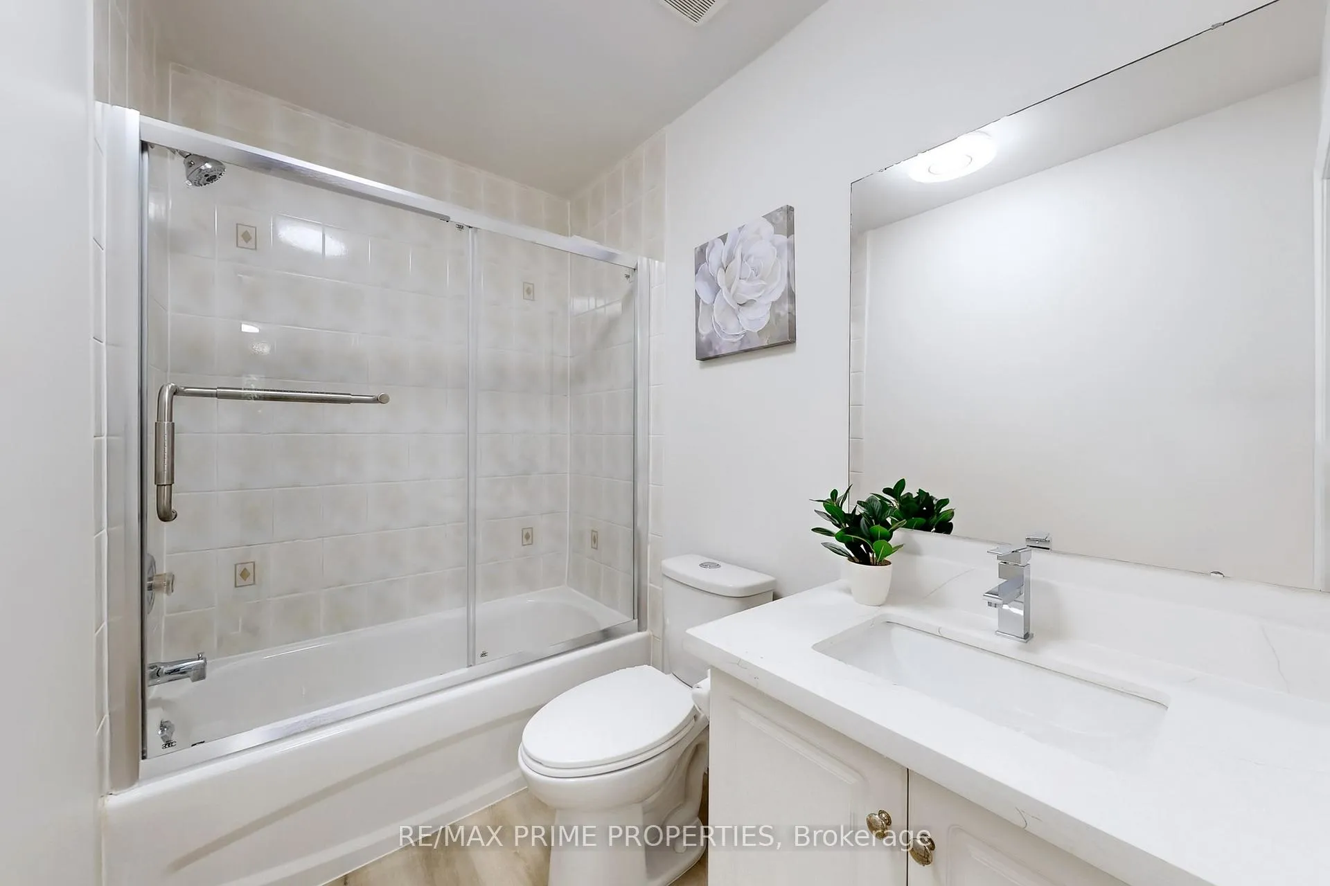 Photo 23 of 96 Sunway Square, Markham, Raymerville — HOMEH