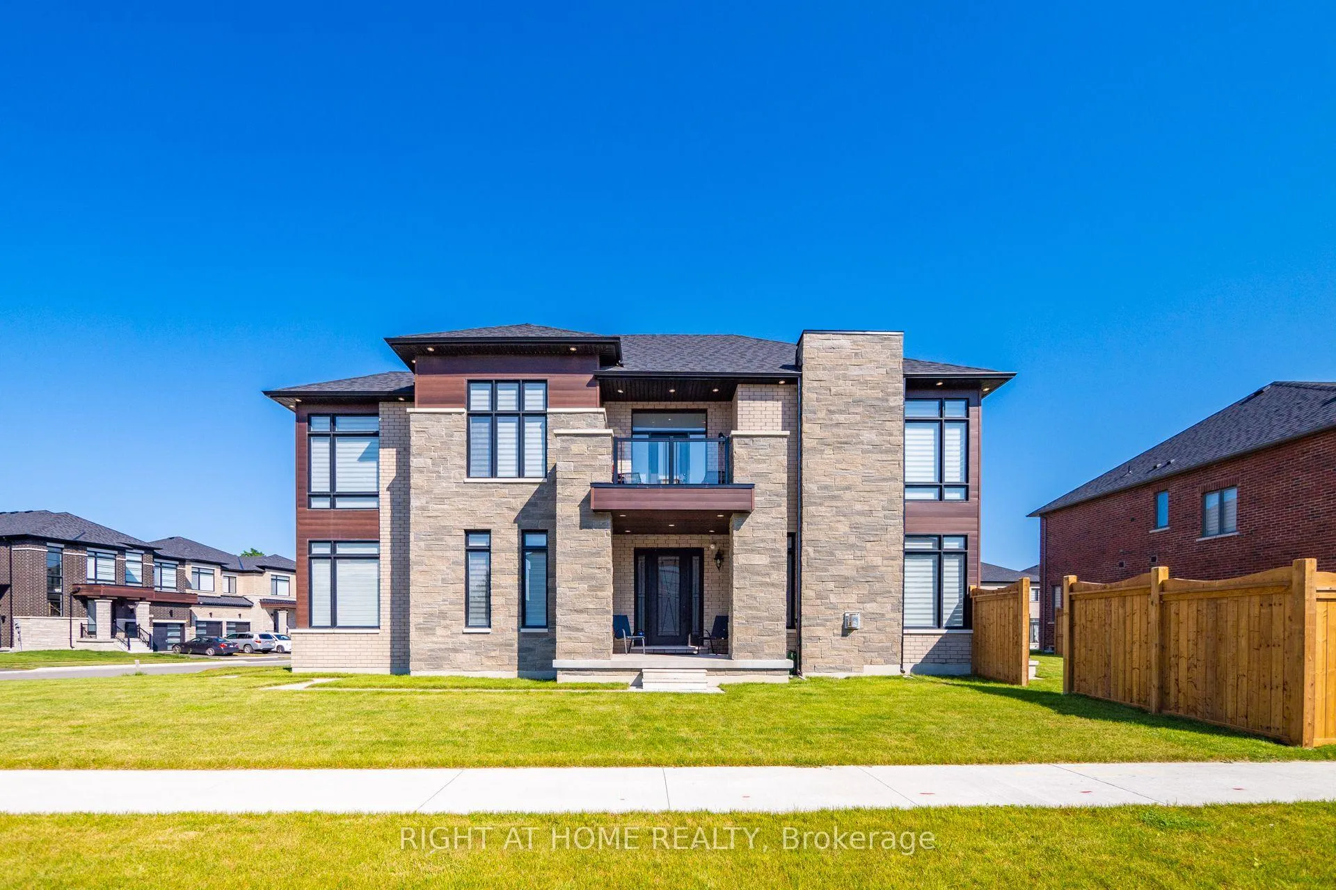 Front of 34 Fruitful Crescent