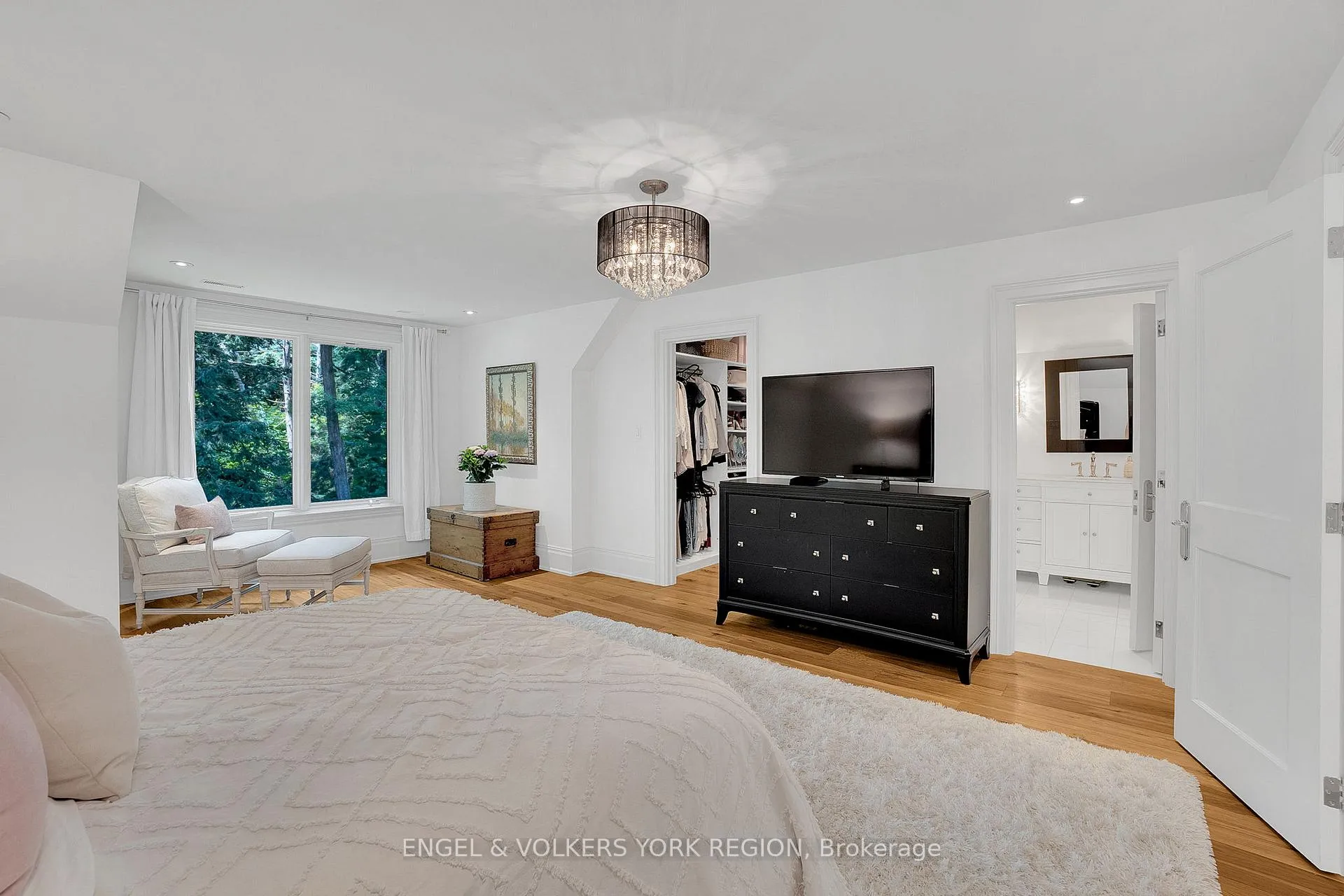 Photo 27 of 170 Kingscross Drive, King, King City — HOMEH