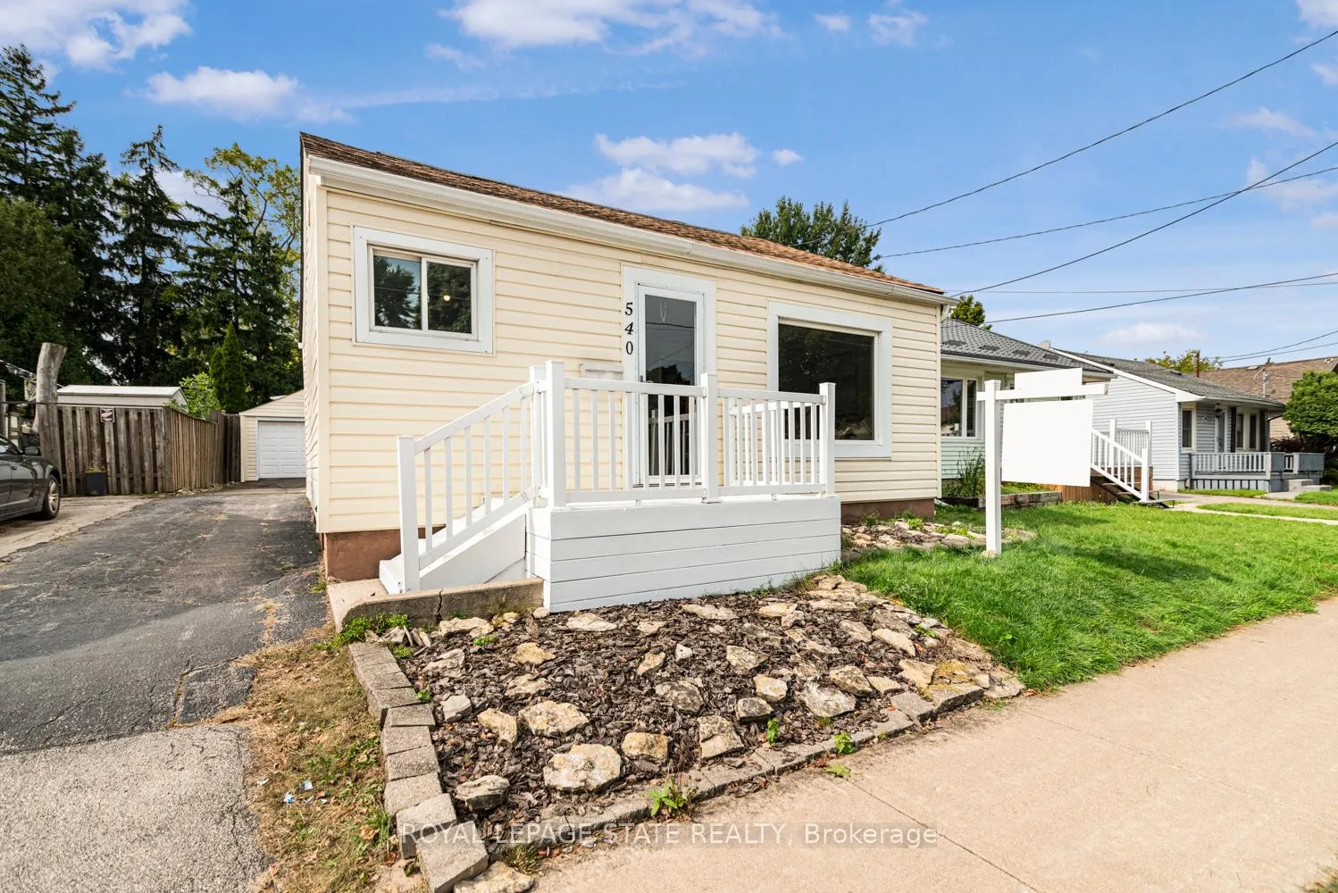 Photo 4 of 540 Upper Wentworth Street, Hamilton, Inch Park — HOMEH