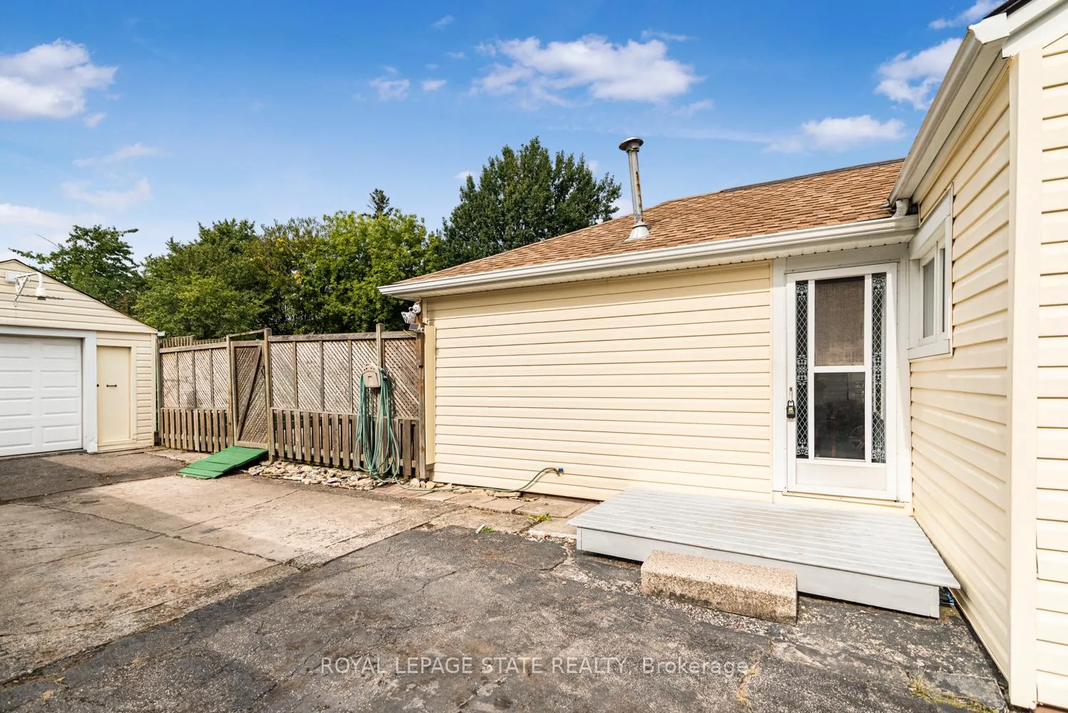 Photo 27 of 540 Upper Wentworth Street, Hamilton, Inch Park — HOMEH