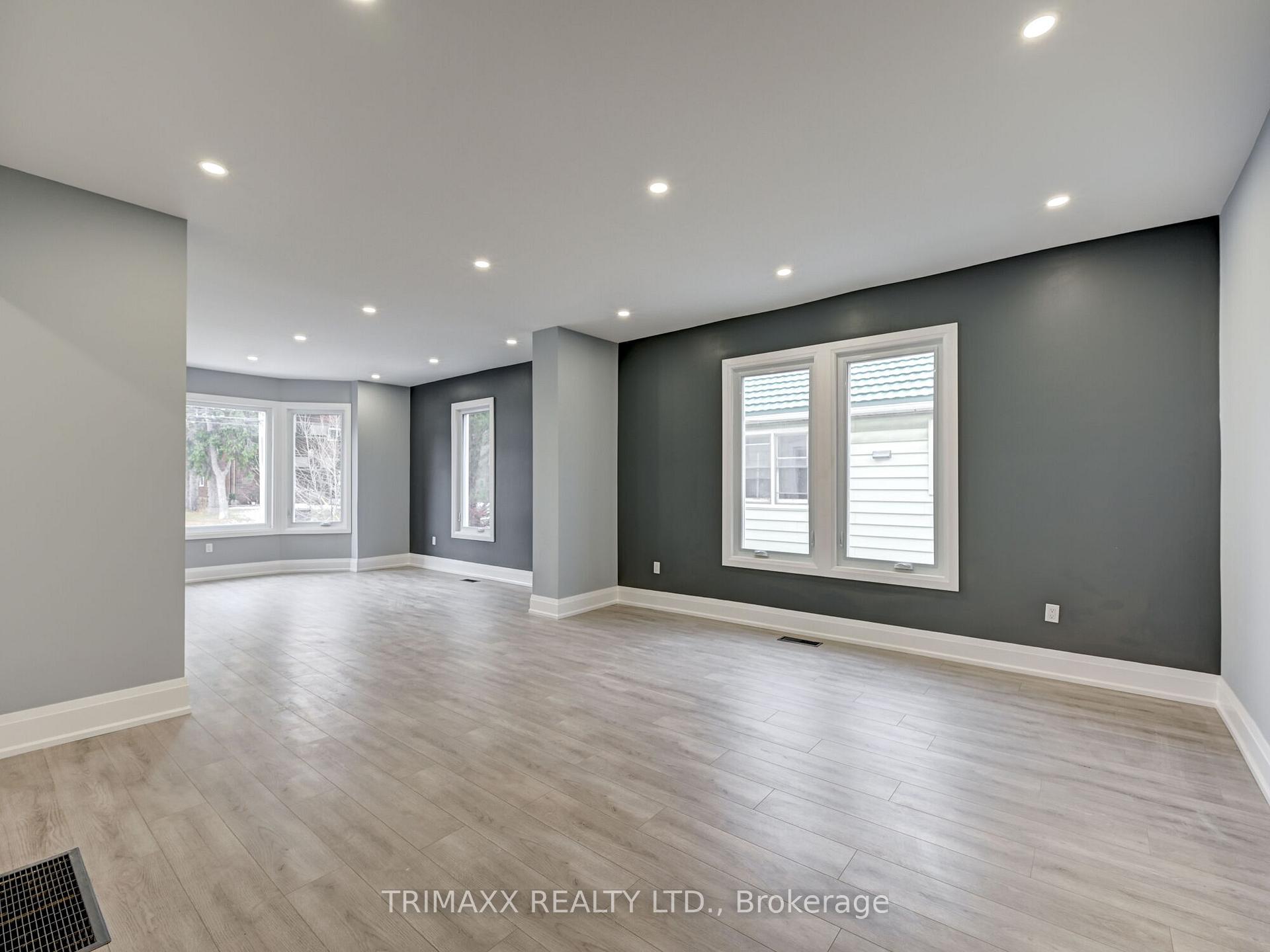 Photo 10 of 78 Livingston Avenue, Grimsby, Grimsby West — HOMEH