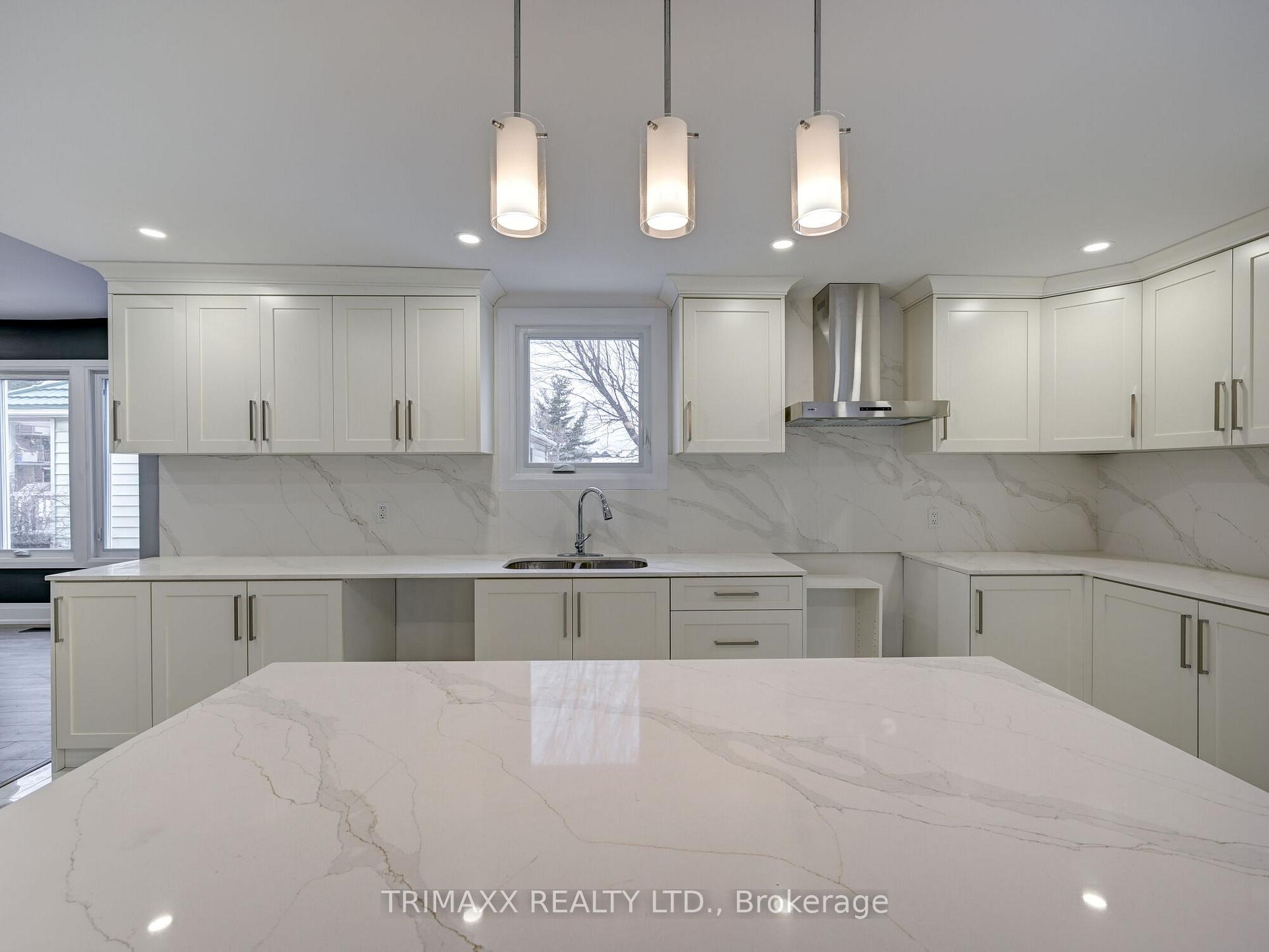 Photo 17 of 78 Livingston Avenue, Grimsby, Grimsby West — HOMEH