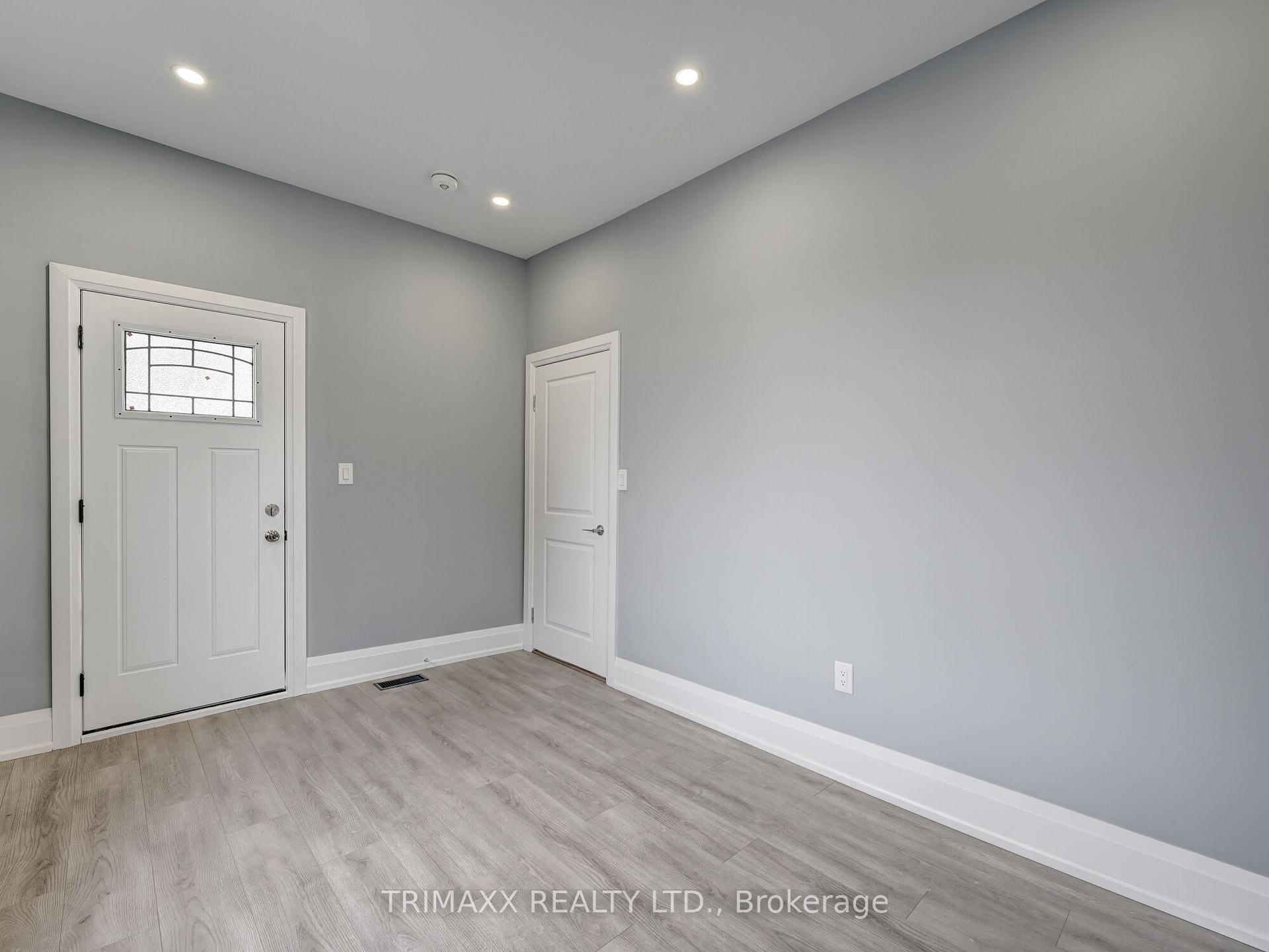 Photo 22 of 78 Livingston Avenue, Grimsby, Grimsby West — HOMEH