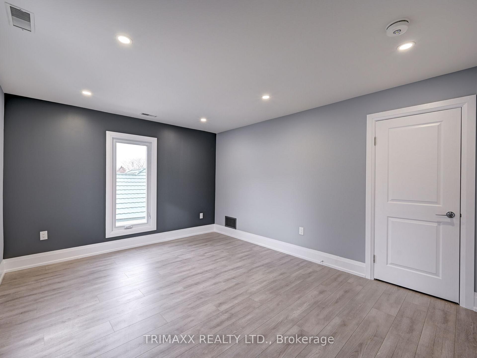 Photo 31 of 78 Livingston Avenue, Grimsby, Grimsby West — HOMEH