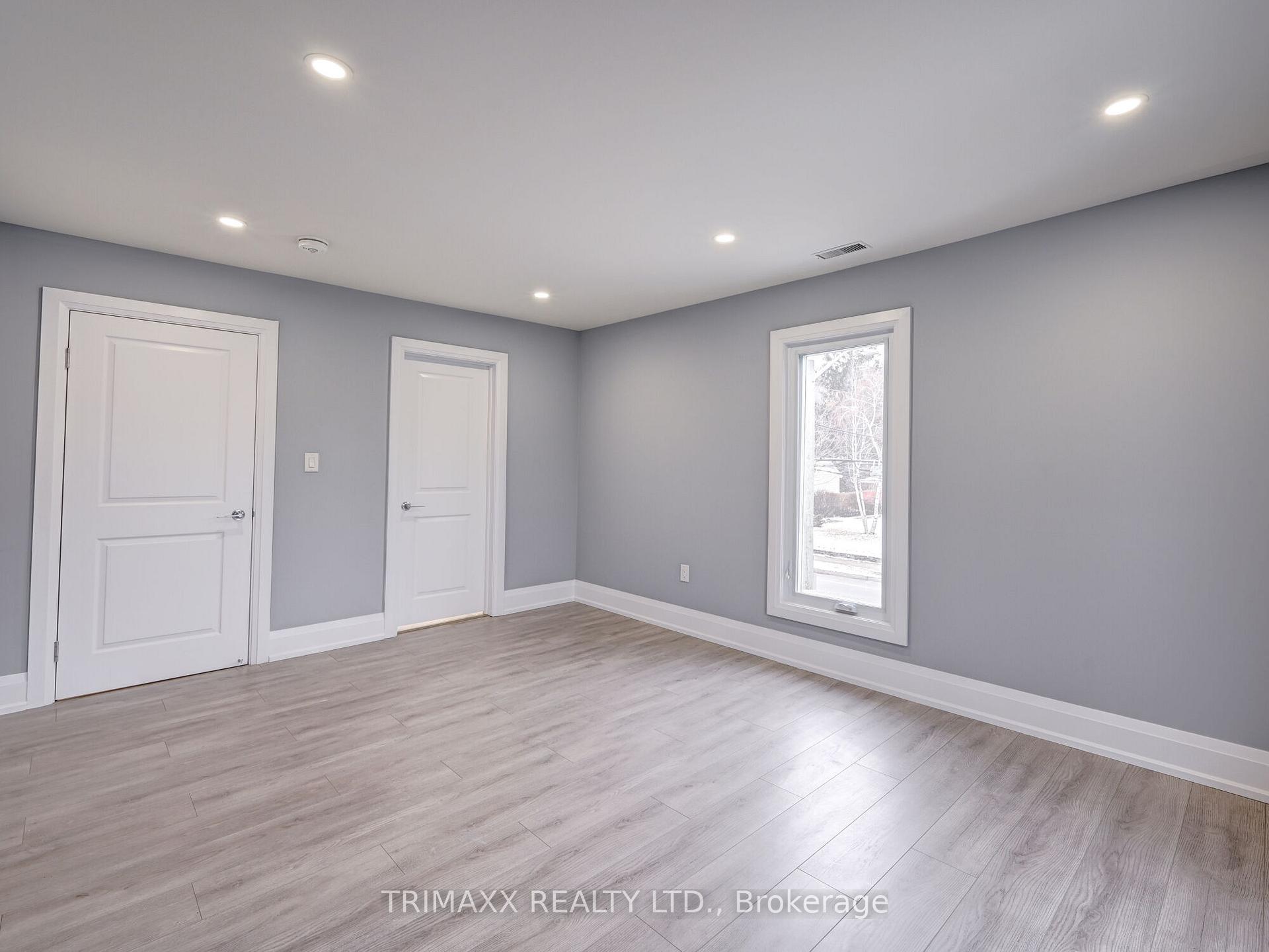 Photo 33 of 78 Livingston Avenue, Grimsby, Grimsby West — HOMEH