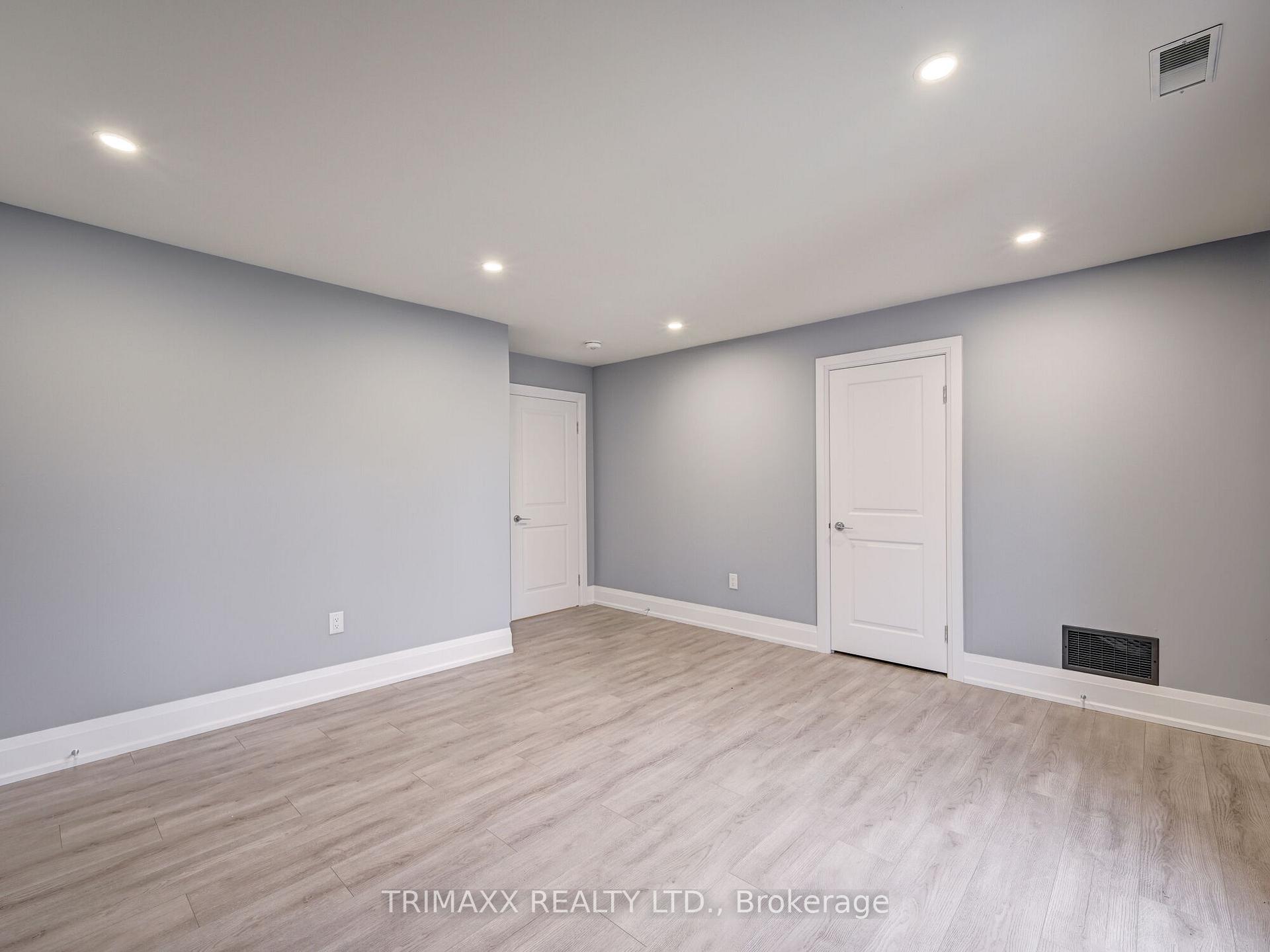 Photo 39 of 78 Livingston Avenue, Grimsby, Grimsby West — HOMEH