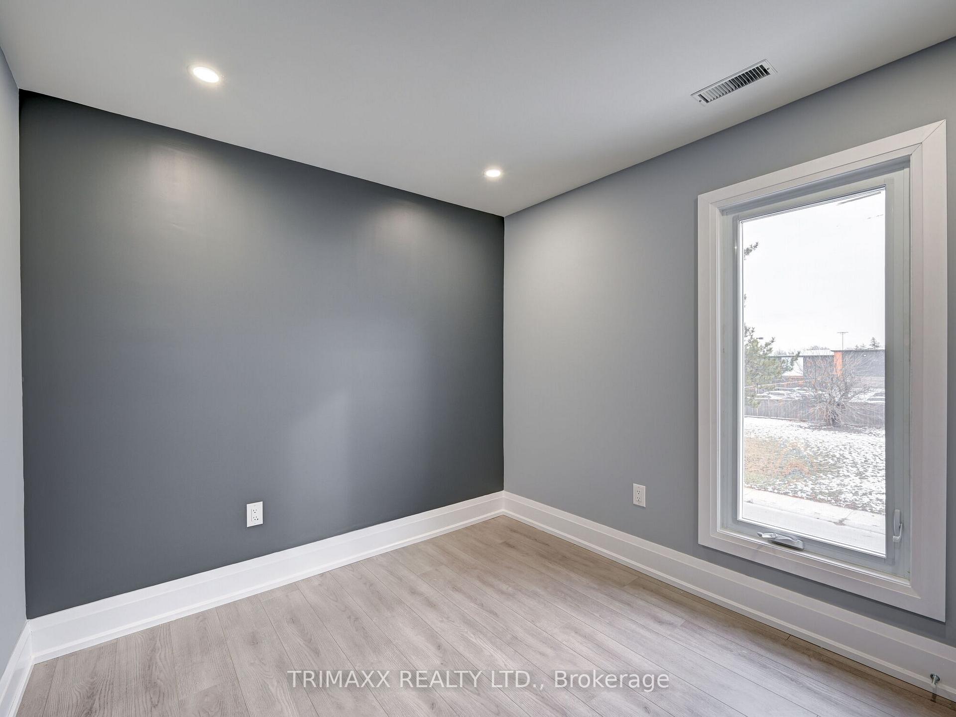 Photo 42 of 78 Livingston Avenue, Grimsby, Grimsby West — HOMEH