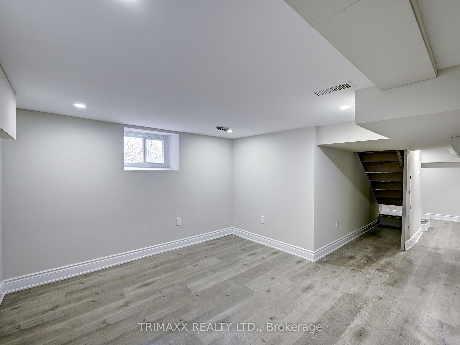 Photo 50 of 78 Livingston Avenue, Grimsby, Grimsby West — HOMEH