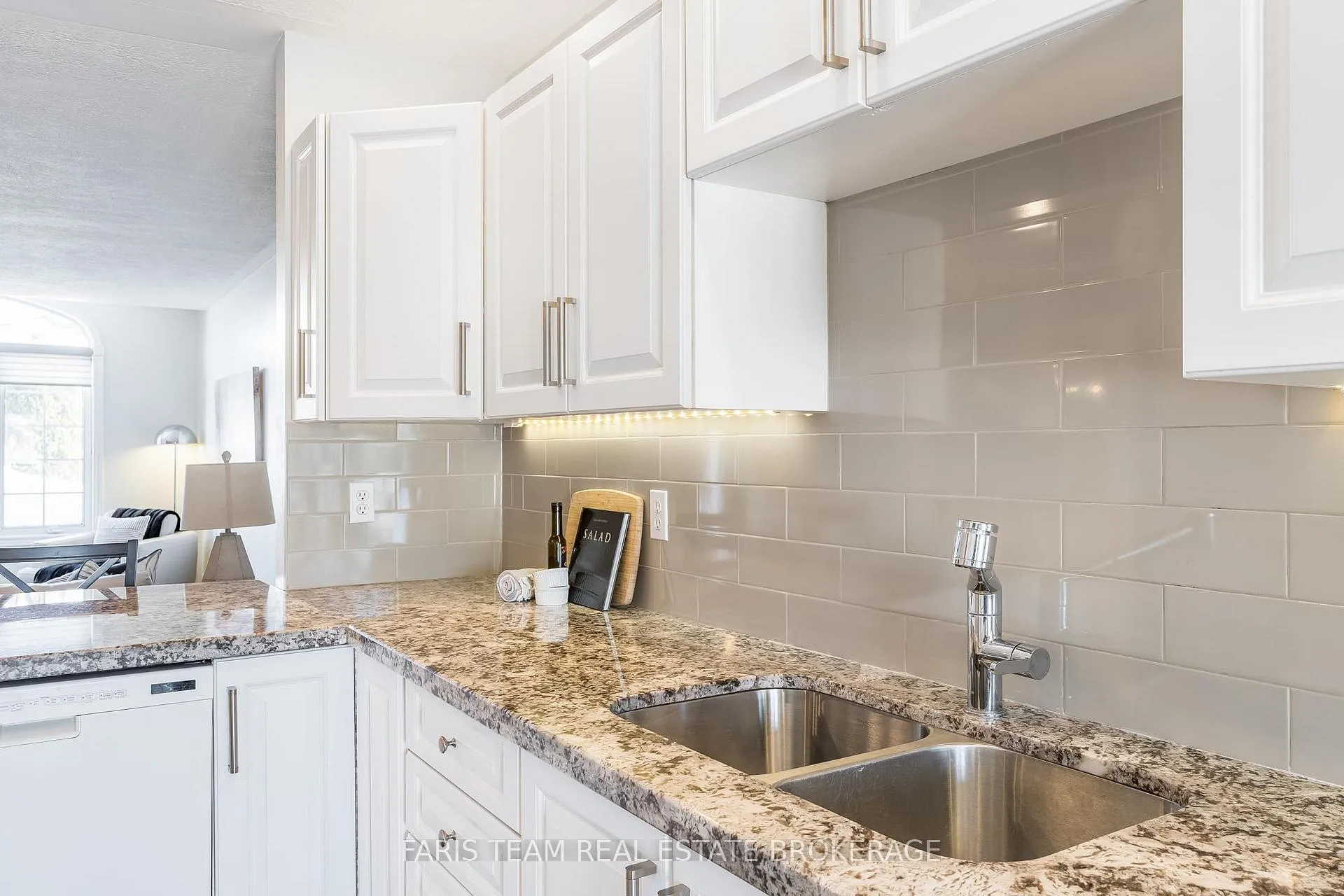 Photo 13 of Unit 4, 90 Thompsons Road, Penetanguishene — HOMEH