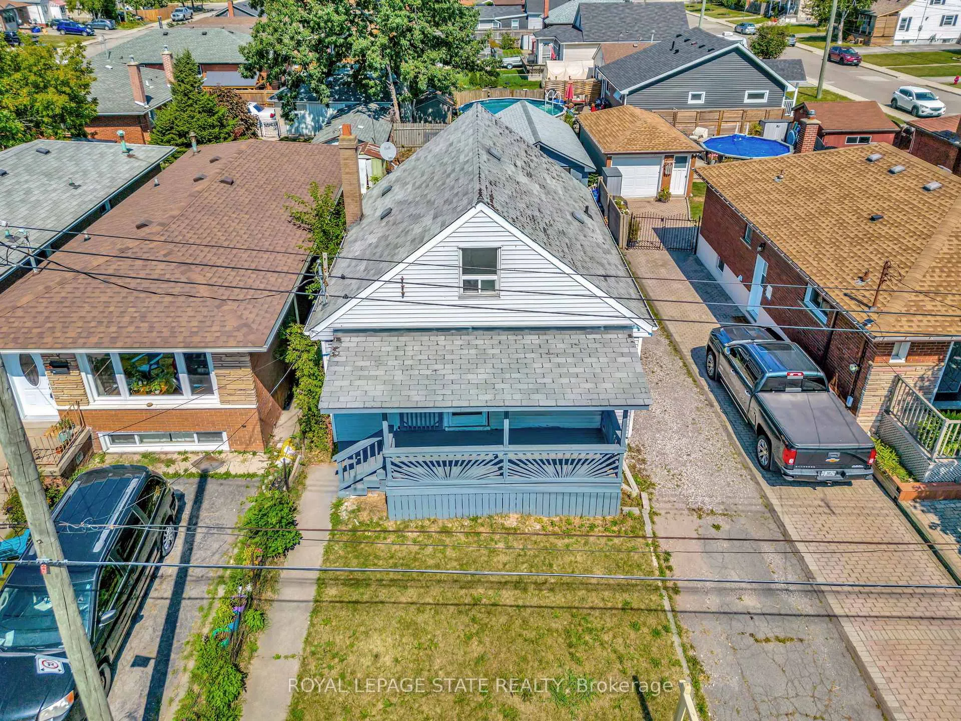 Photo 36 of 2009 Brampton Street, Hamilton, Parkview — HOMEH