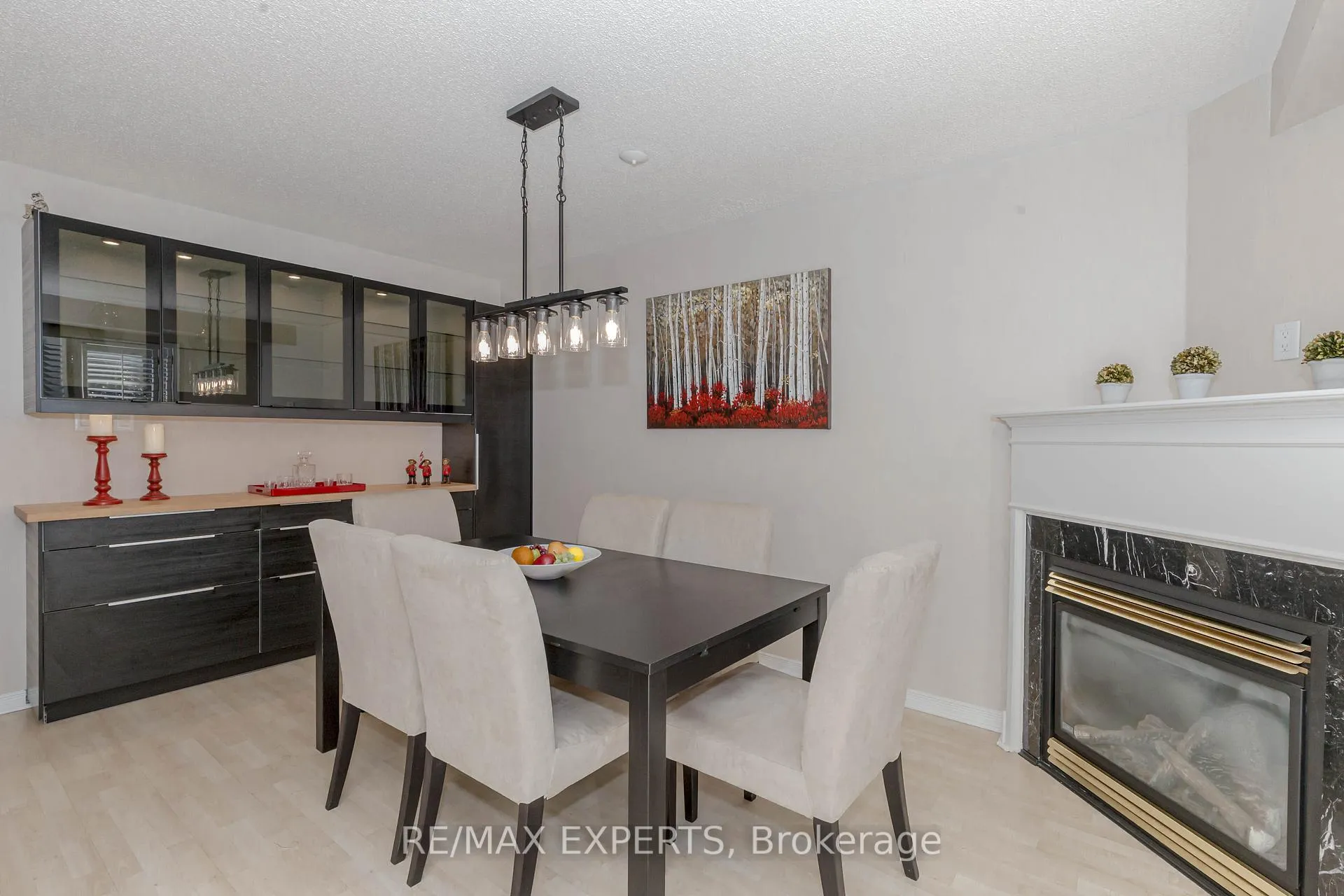 Photo 9 of 146 Laurelhurst Crescent, Vaughan, Vellore Village — HOMEH