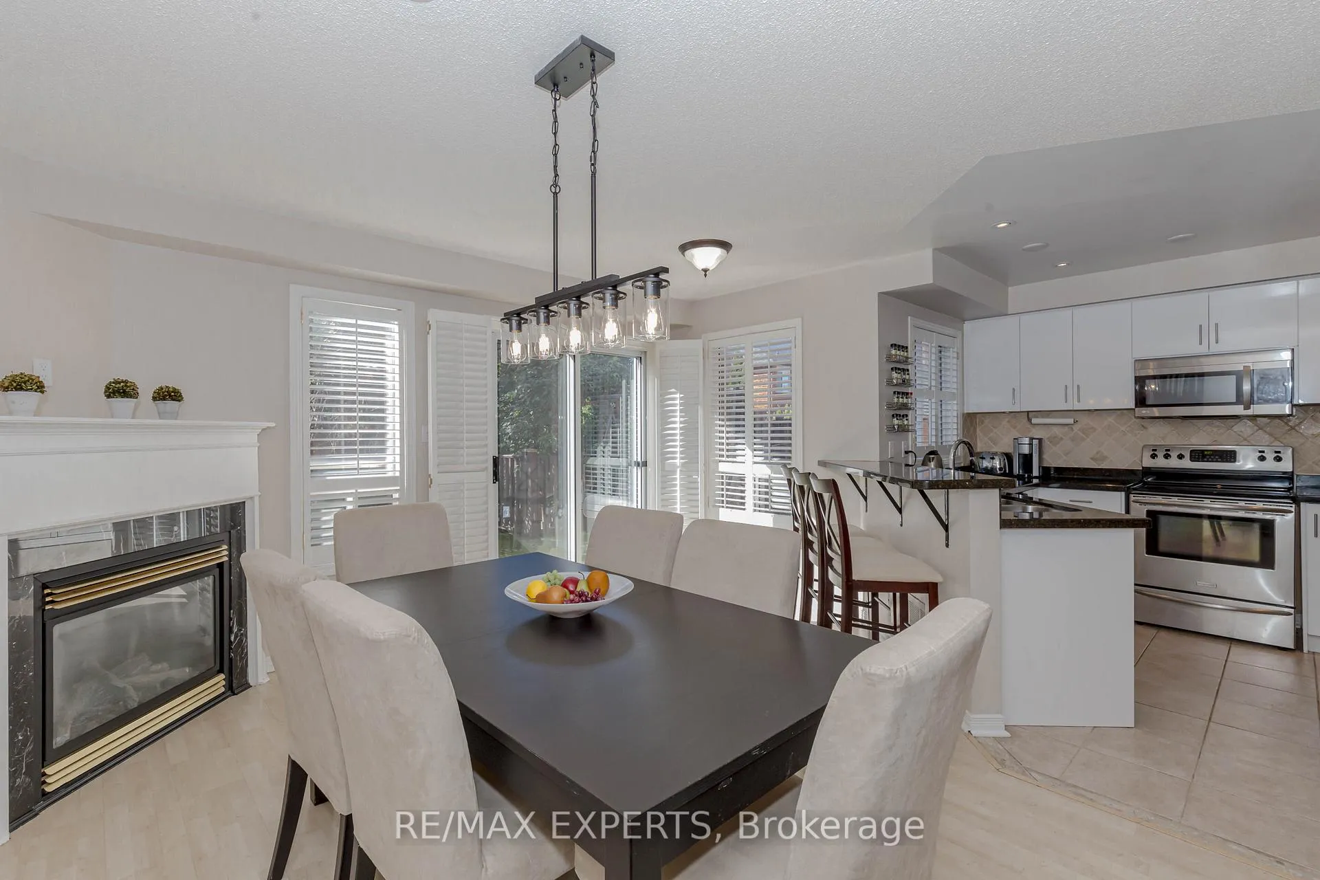 Photo 11 of 146 Laurelhurst Crescent, Vaughan, Vellore Village — HOMEH