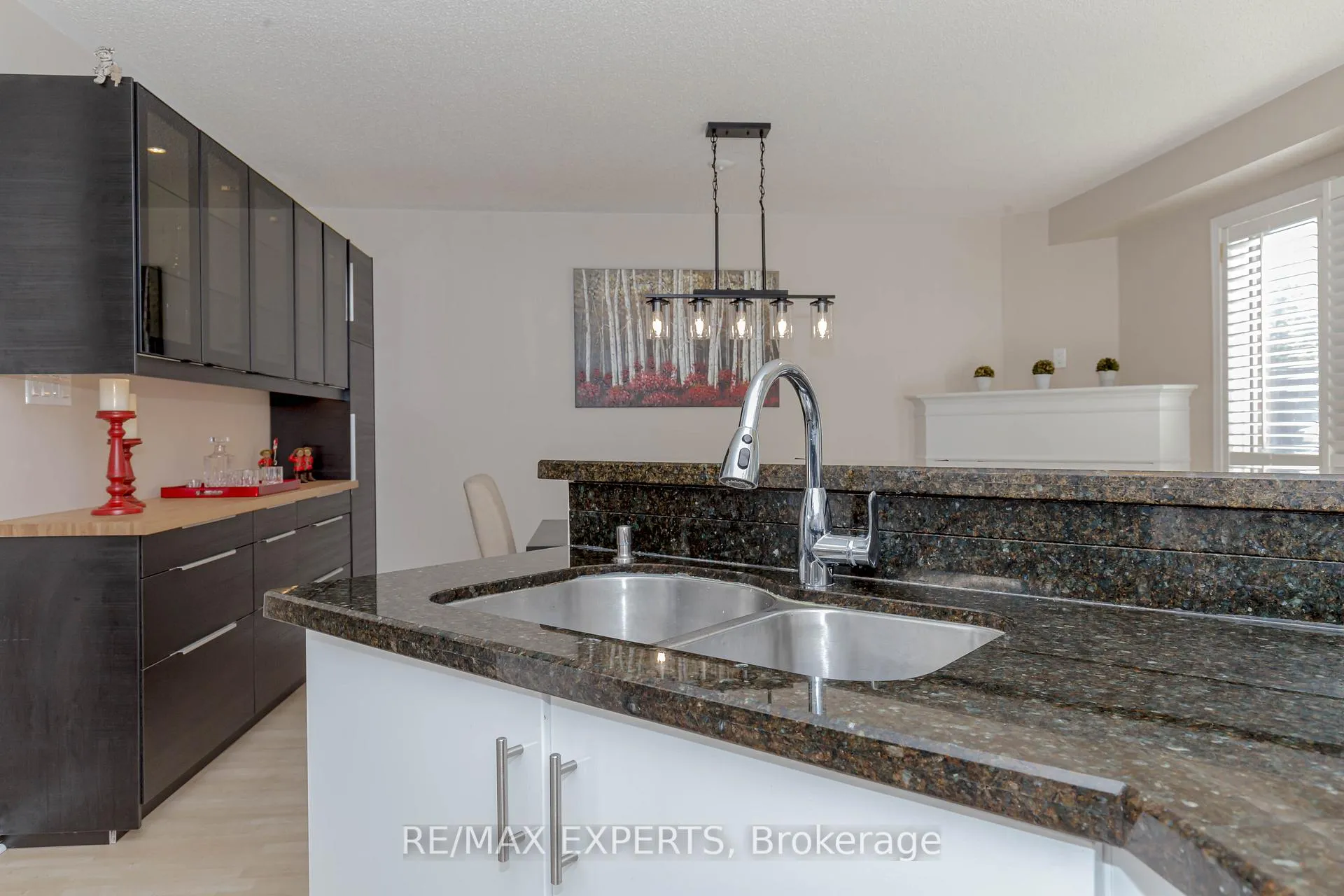 Photo 15 of 146 Laurelhurst Crescent, Vaughan, Vellore Village — HOMEH