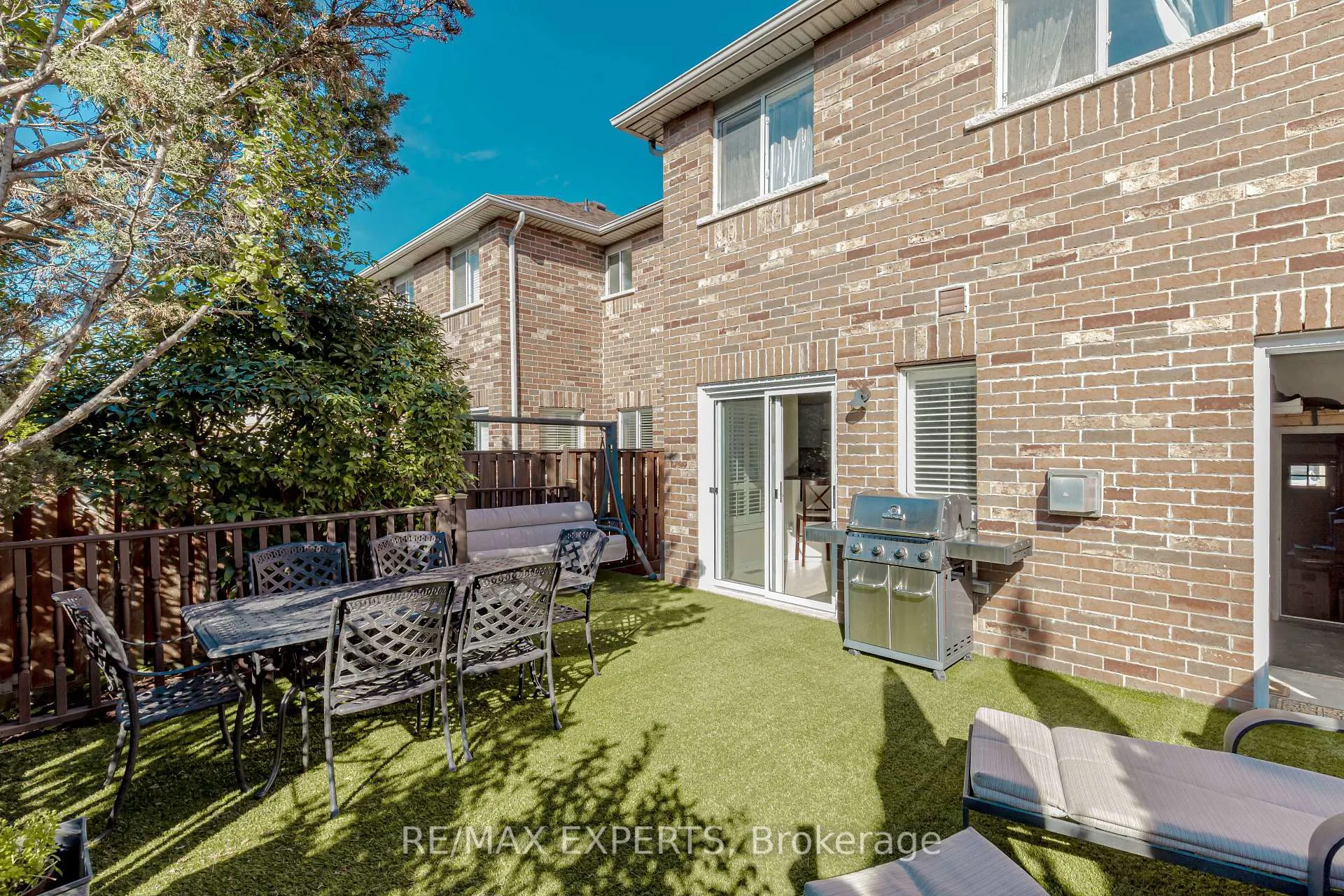 Photo 35 of 146 Laurelhurst Crescent, Vaughan, Vellore Village — HOMEH