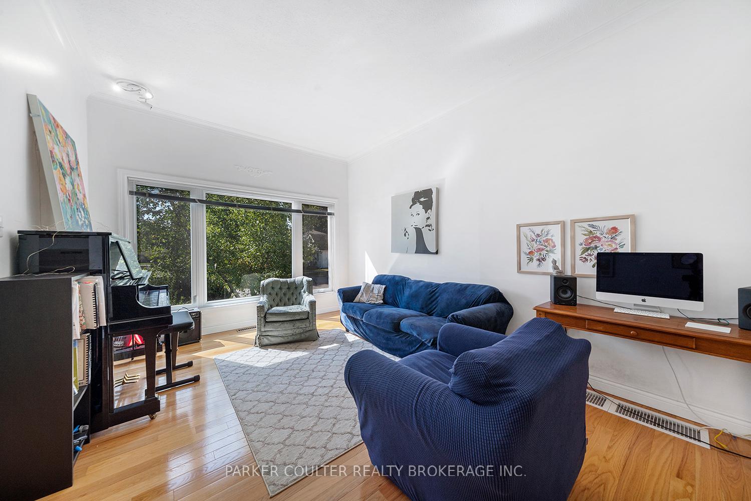 Photo 5 of 188 Napier Street, Barrie, Codrington — HOMEH
