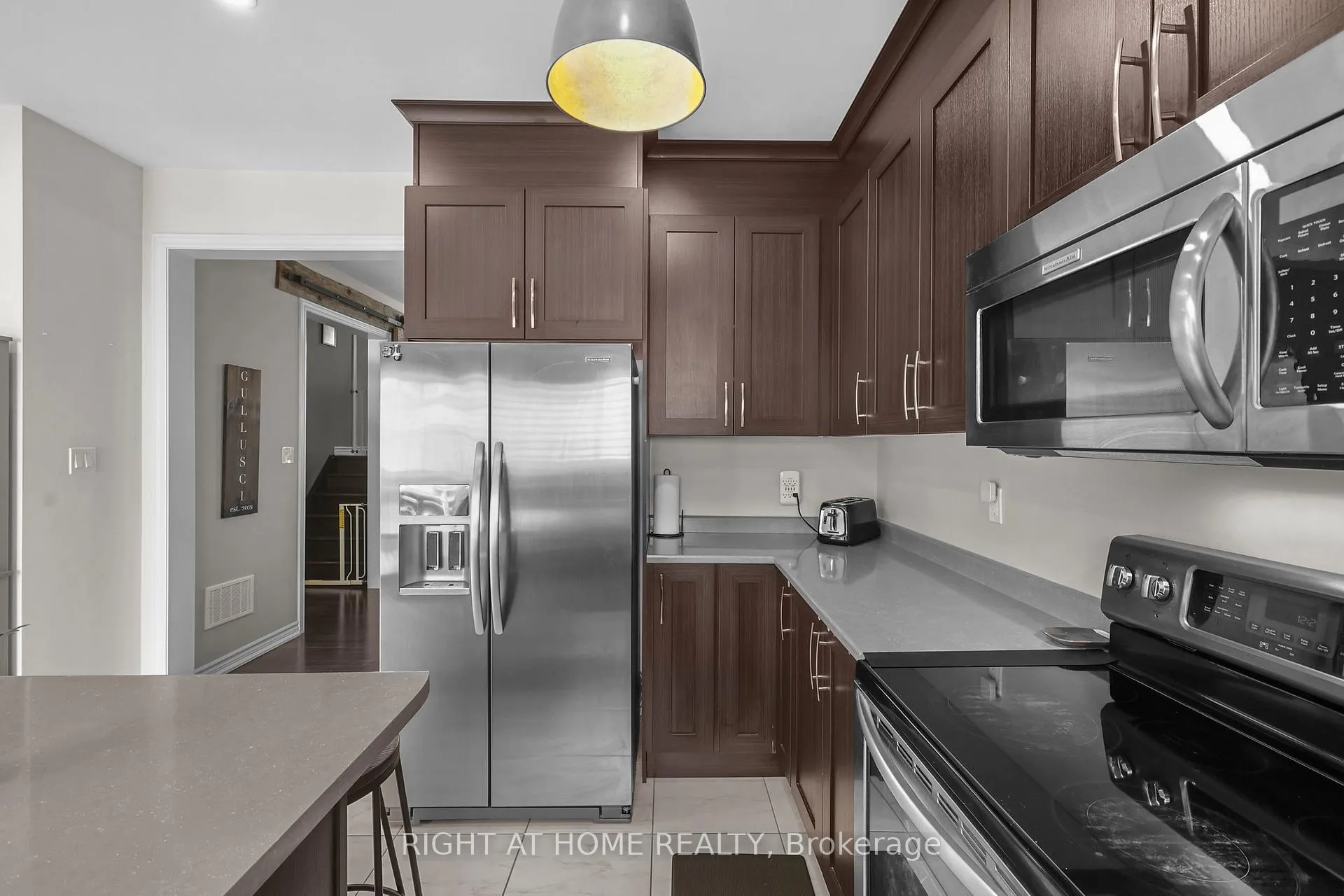 Photo 8 of 745 Halbert Drive, Shelburne — HOMEH