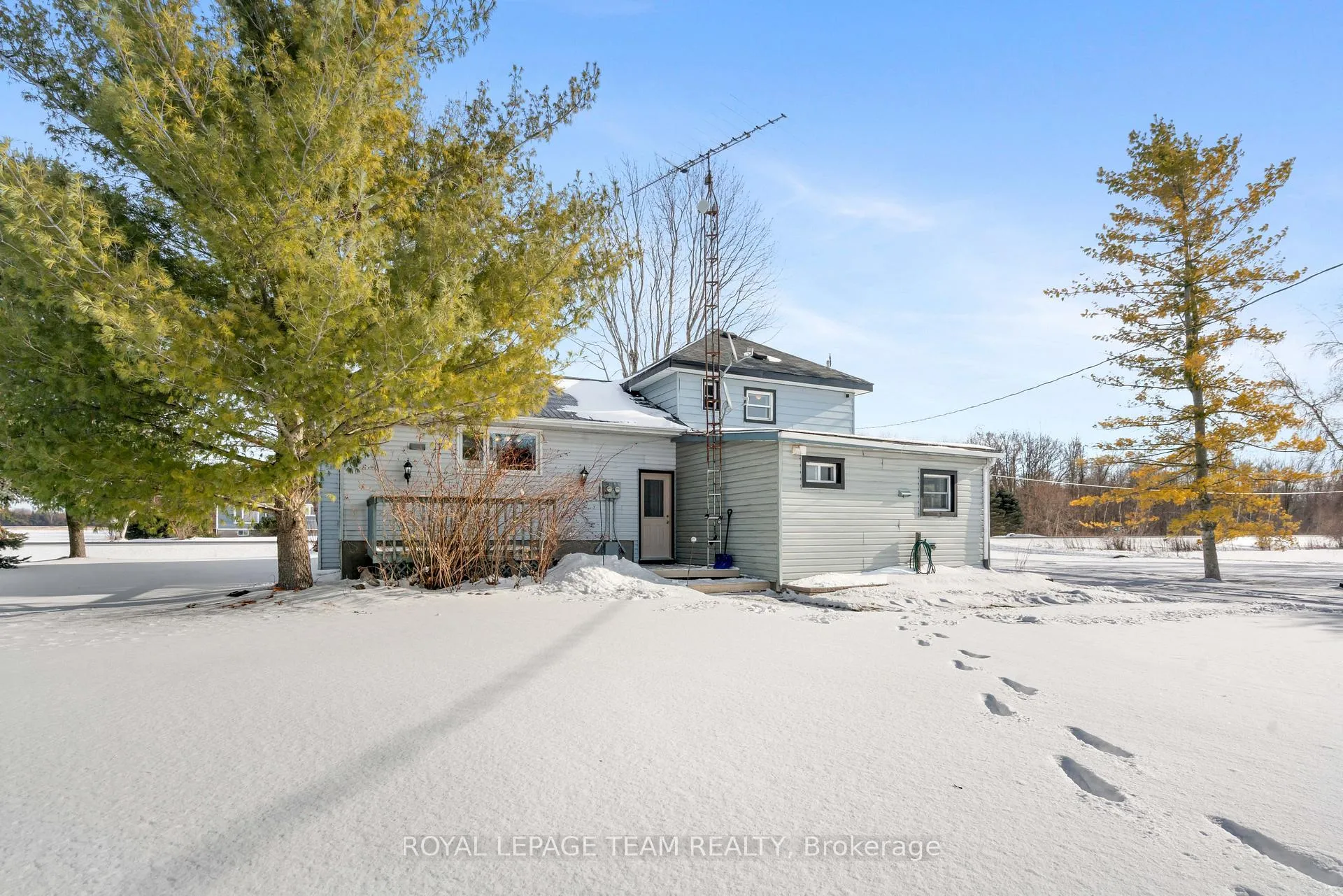 Photo 3 of 3314 County Road 12, North Stormont, North Stormont (Finch) Twp — HOMEH