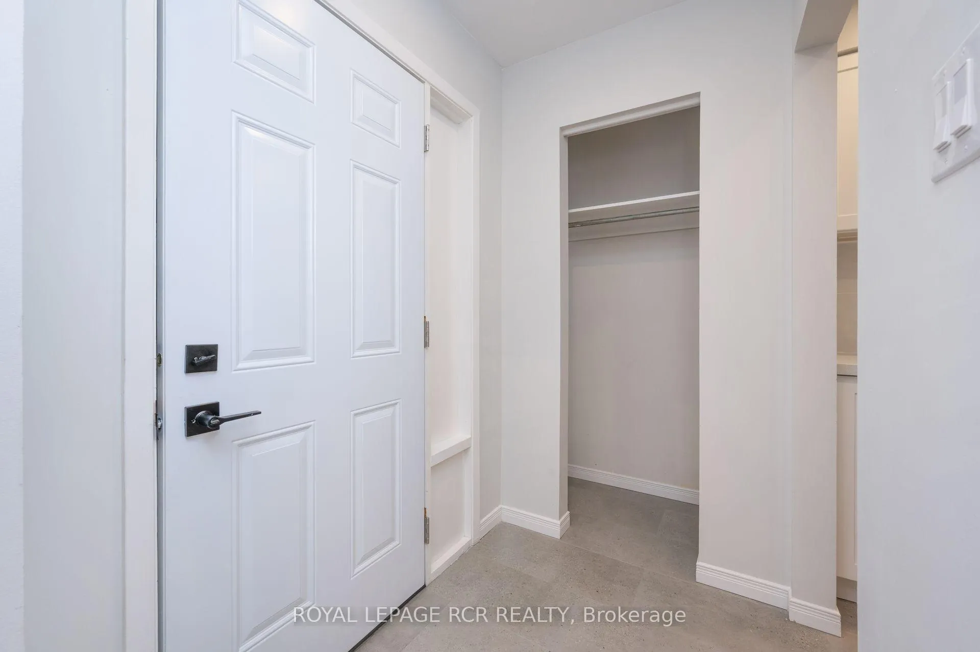 Photo 5 of 15 McKeown Street, New Tecumseth, Beeton — HOMEH