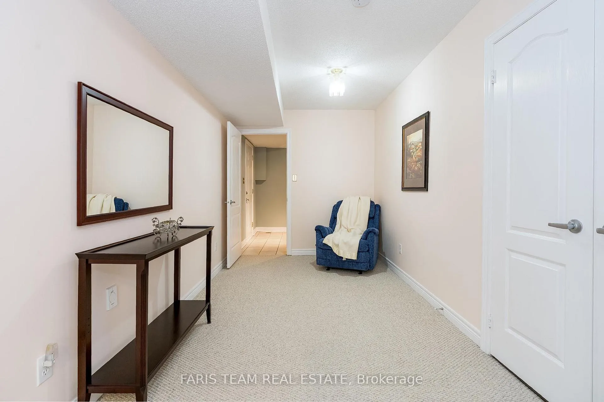 Photo 10 of 33 Royal Beech Drive, Wasaga Beach — HOMEH