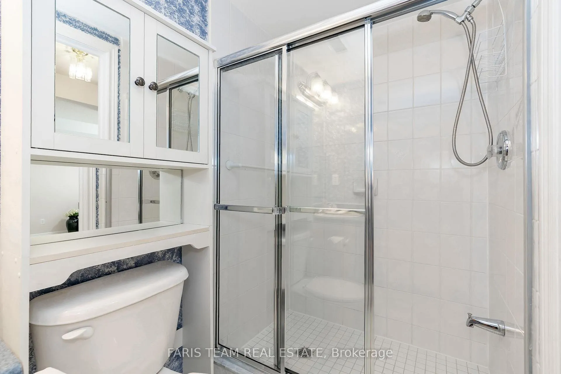 Photo 14 of 33 Royal Beech Drive, Wasaga Beach — HOMEH