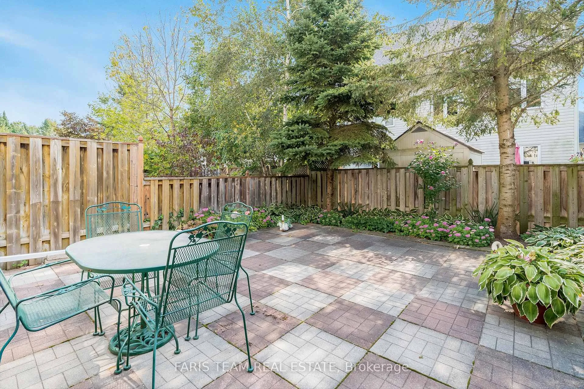 Photo 16 of 33 Royal Beech Drive, Wasaga Beach — HOMEH