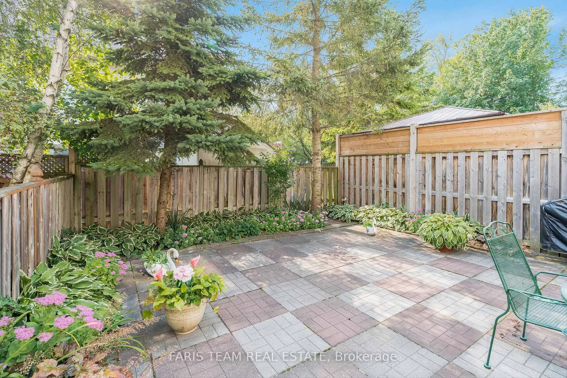 Photo 17 of 33 Royal Beech Drive, Wasaga Beach — HOMEH