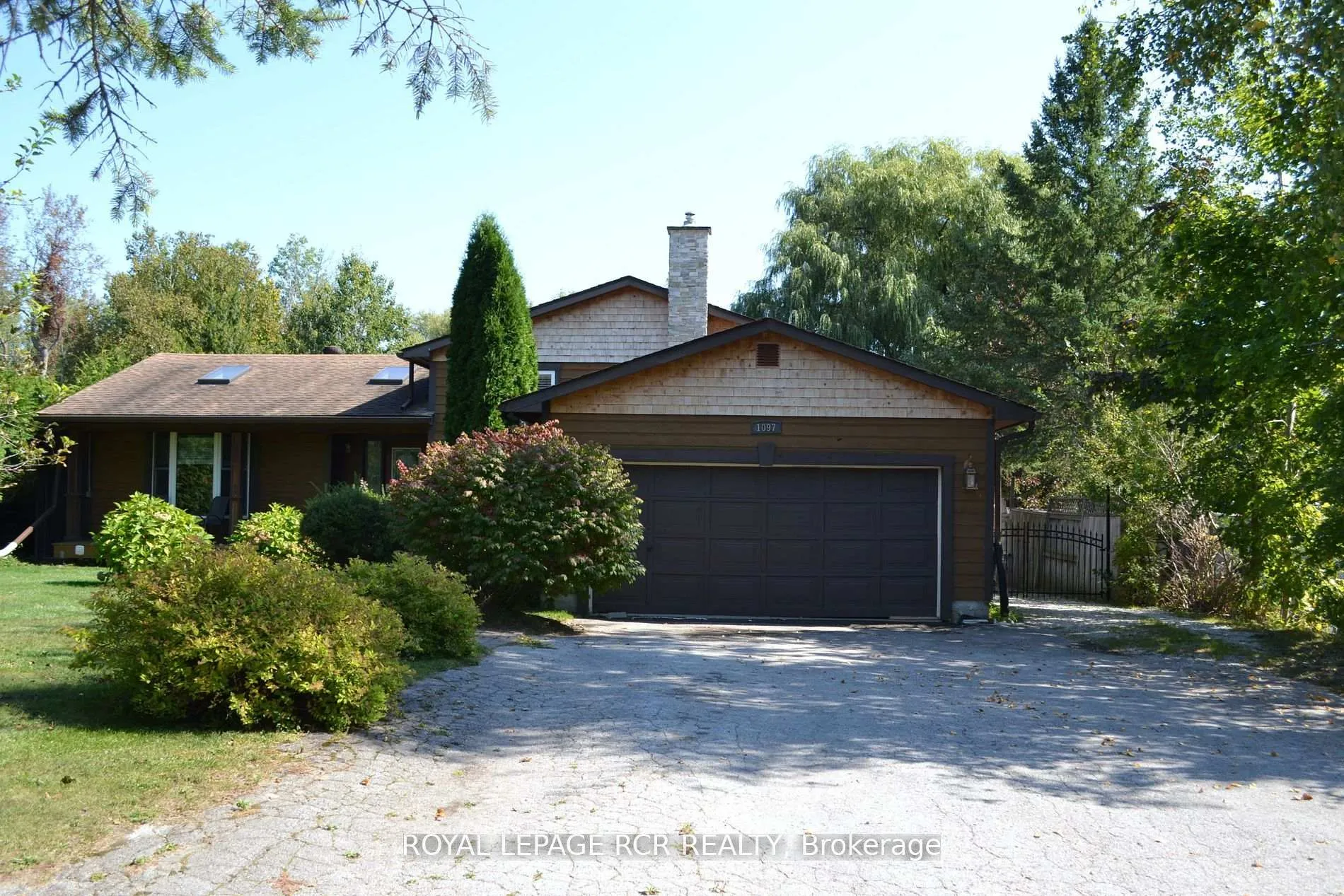 Photo 1 of 1097 Ferrier Avenue, Innisfil, Lefroy — HOMEH