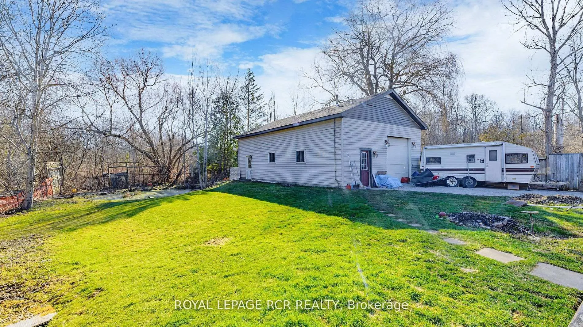 Photo 26 of 1097 Ferrier Avenue, Innisfil, Lefroy — HOMEH