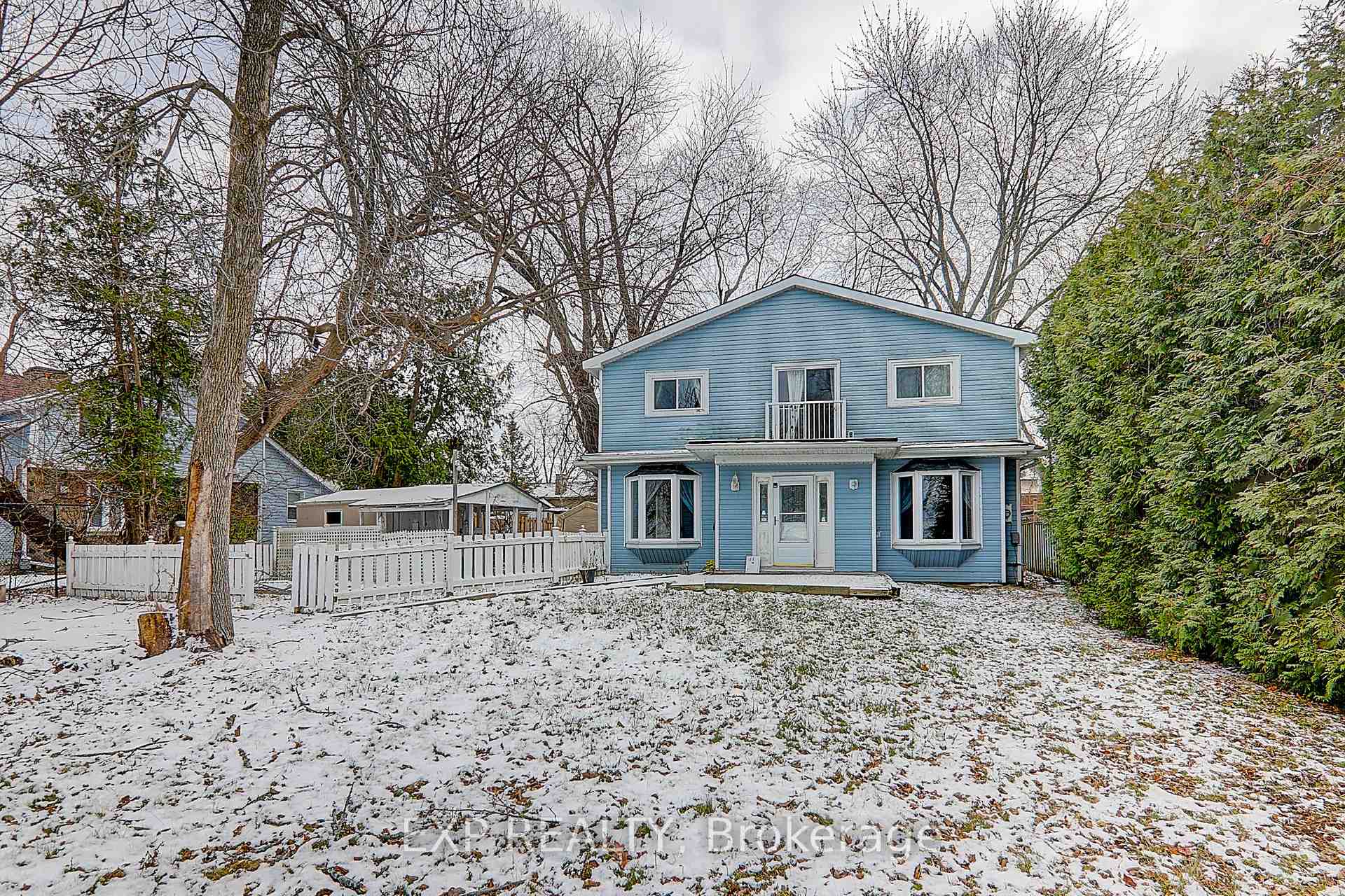 Photo 1 of 433 Lake Drive E, Georgina, Historic Lakeshore Communities — HOMEH