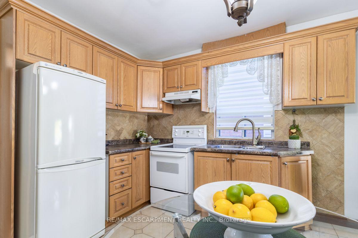 Photo 9 of 97 Strathearne Avenue, Hamilton, Homeside — HOMEH