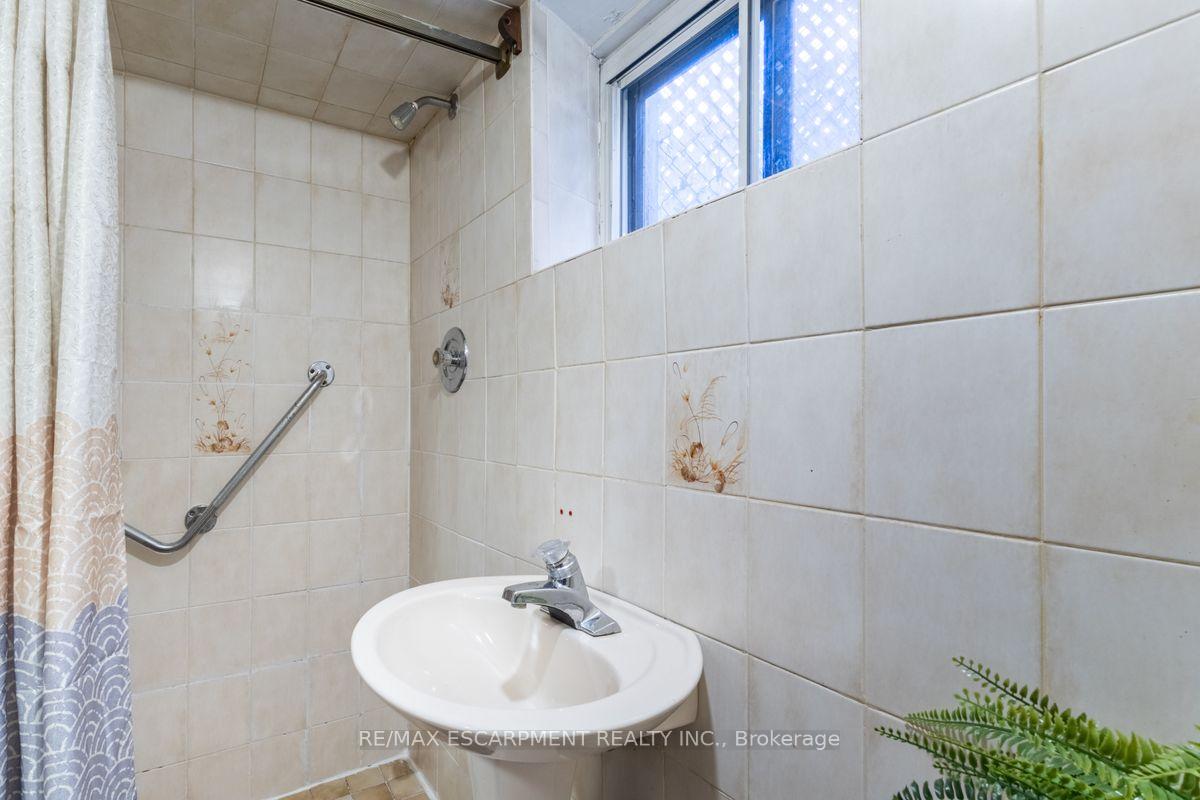 Photo 51 of 97 Strathearne Avenue, Hamilton, Homeside — HOMEH