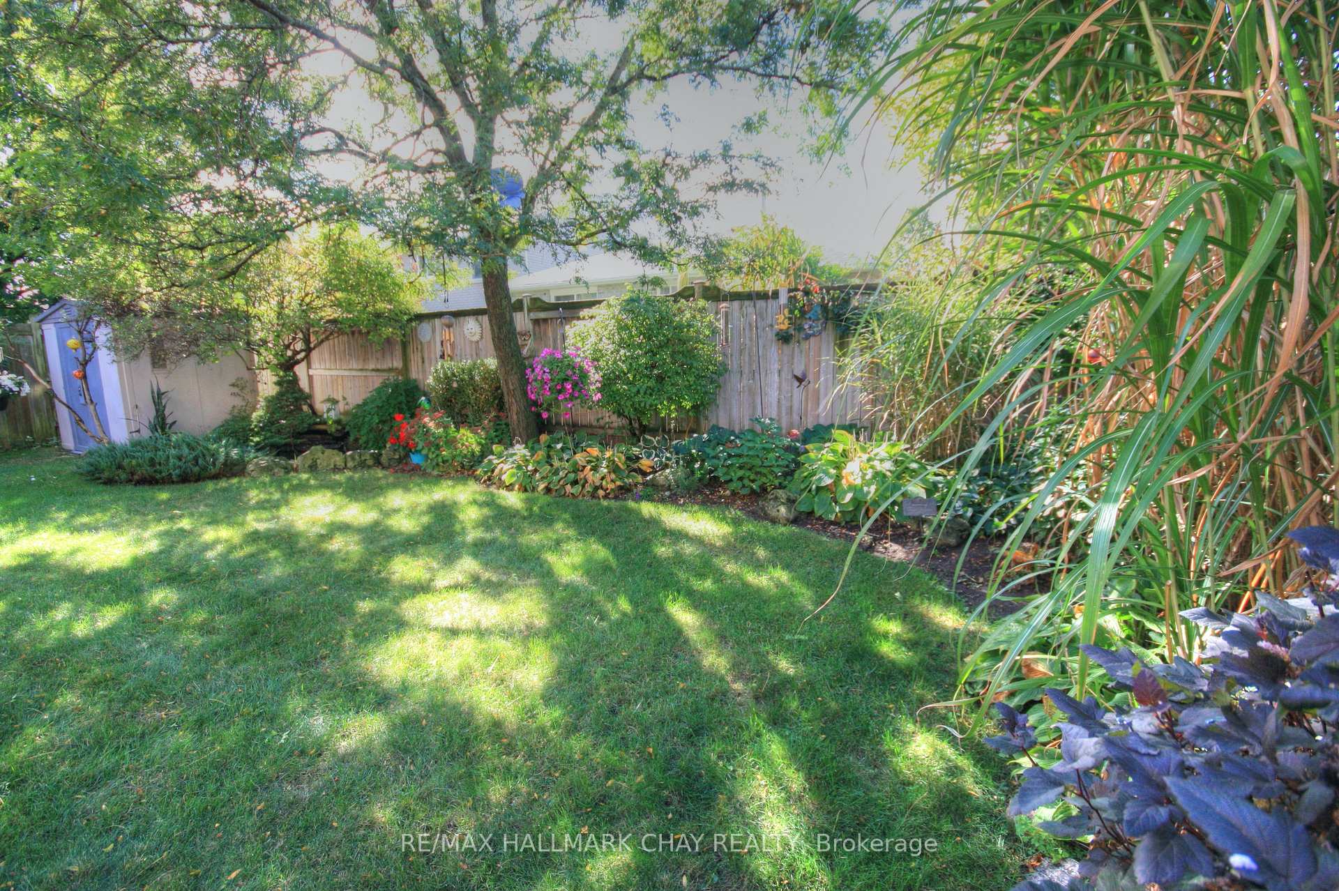 Photo 17 of 54 Cloughley Drive, Barrie, Northwest — HOMEH