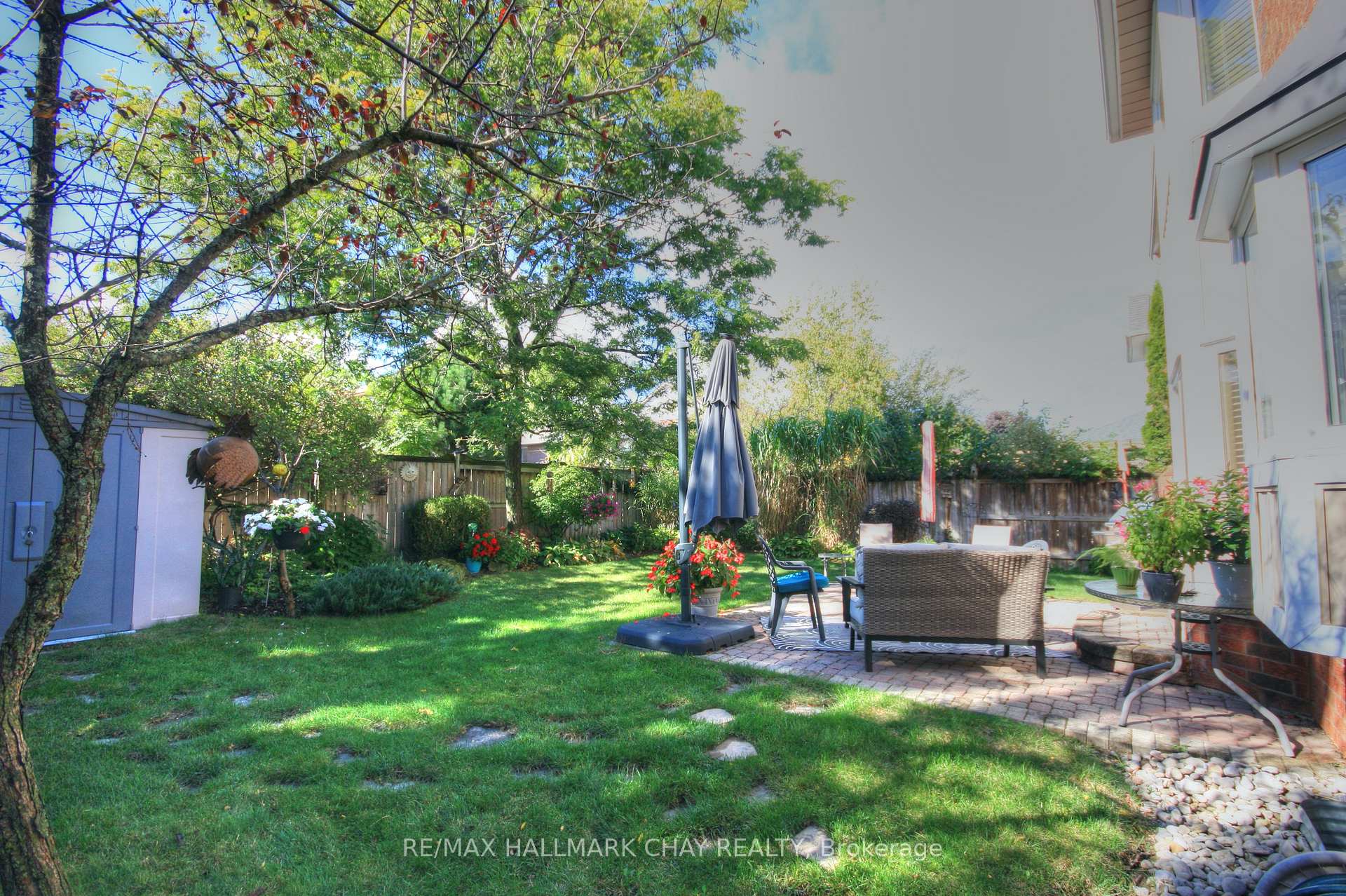 Photo 35 of 54 Cloughley Drive, Barrie, Northwest — HOMEH