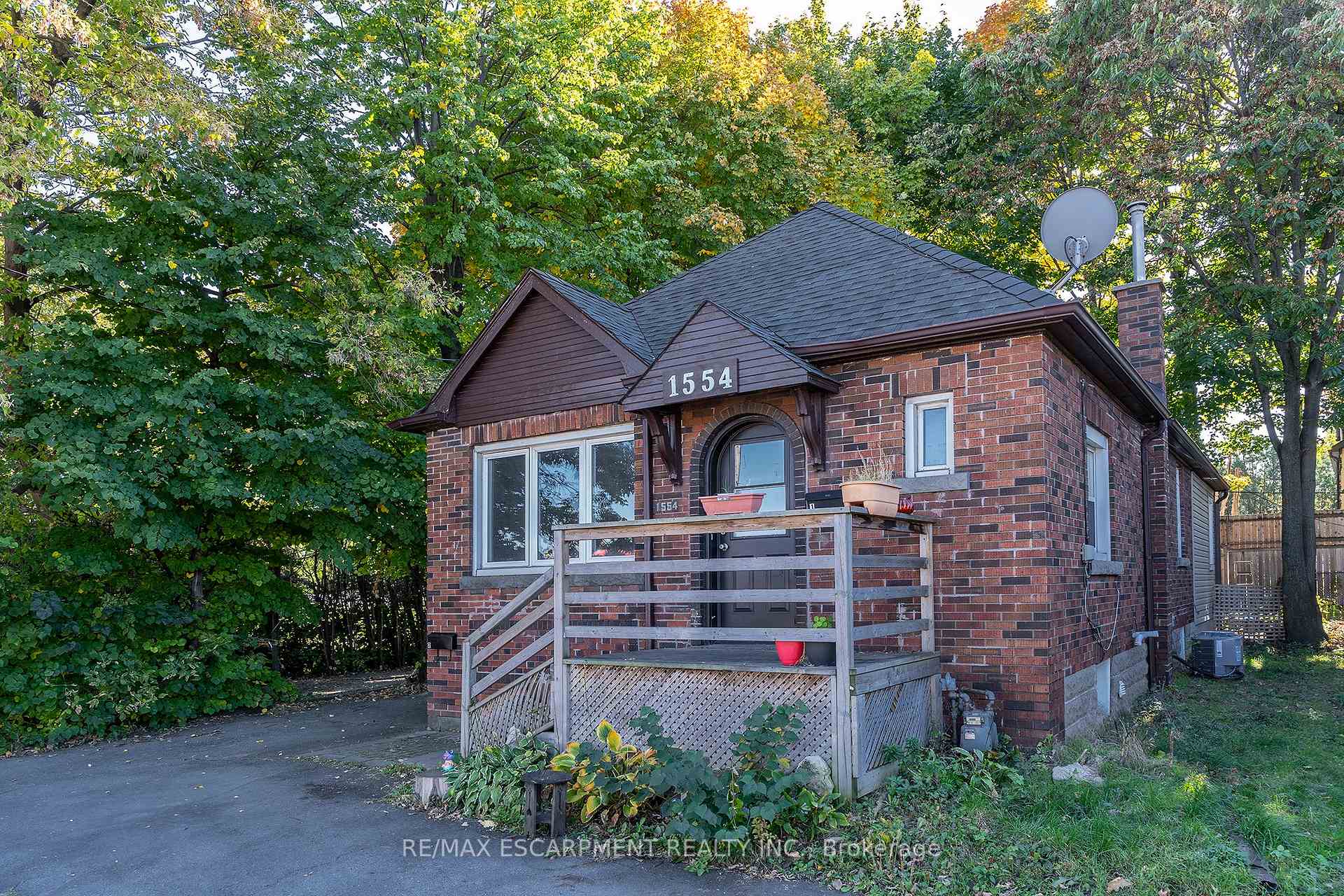Photo 61 of 1554 Main Street E, Hamilton, Homeside — HOMEH