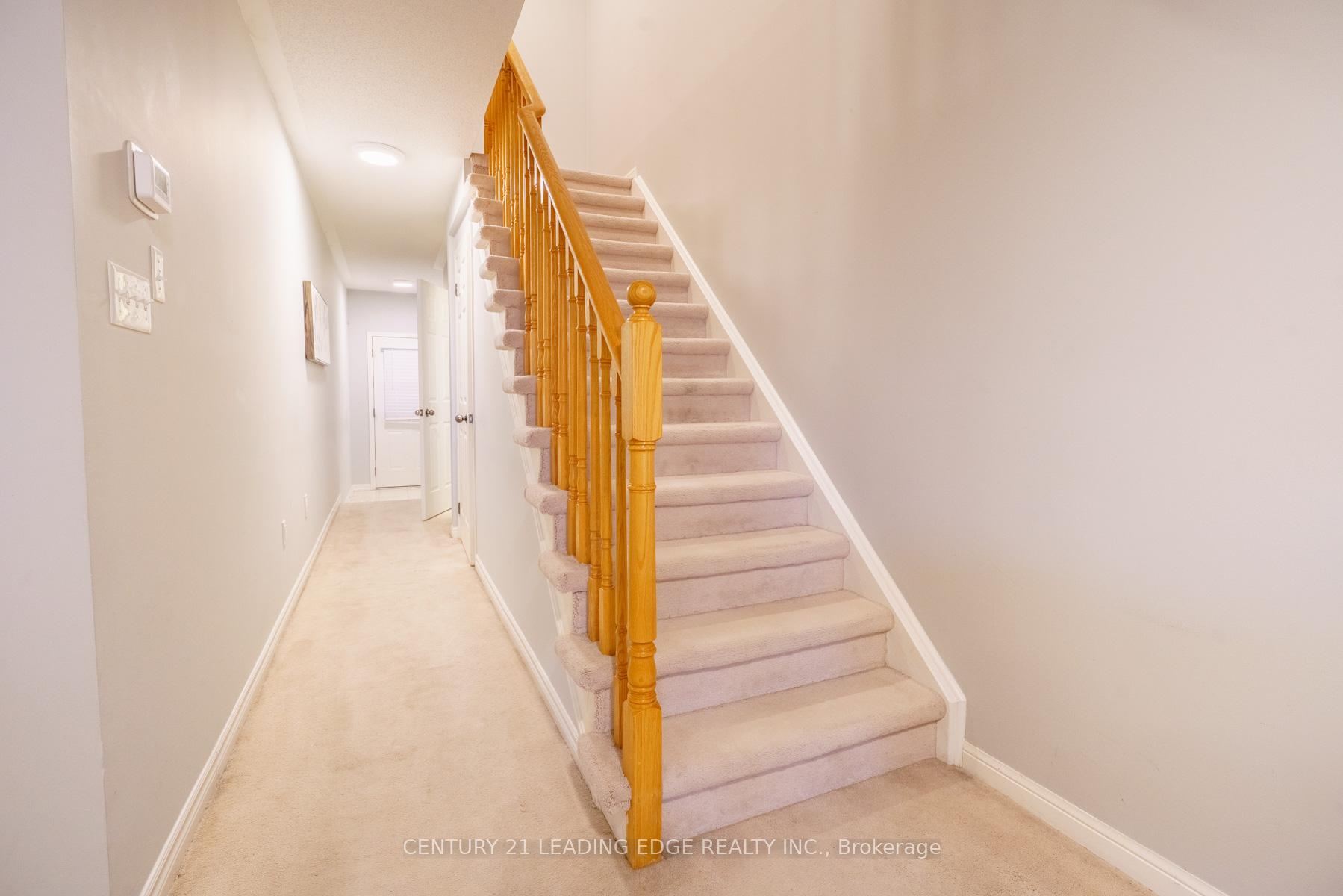 Photo 12 of 11 Connell Lane, Clarington, Bowmanville — HOMEH