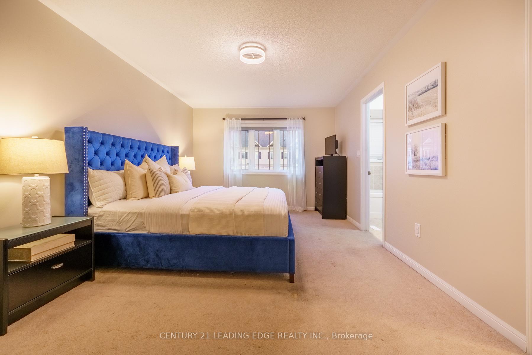 Photo 15 of 11 Connell Lane, Clarington, Bowmanville — HOMEH