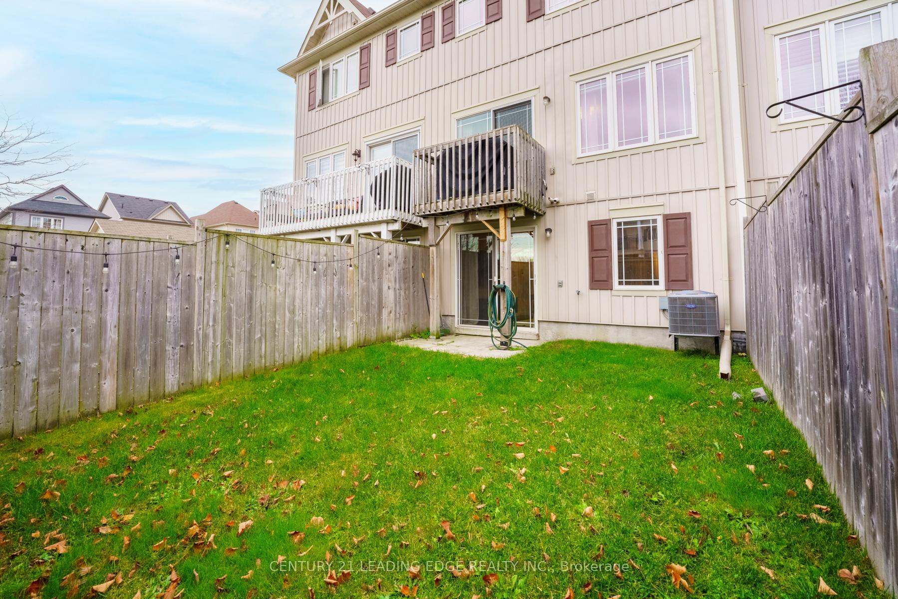 Photo 38 of 11 Connell Lane, Clarington, Bowmanville — HOMEH