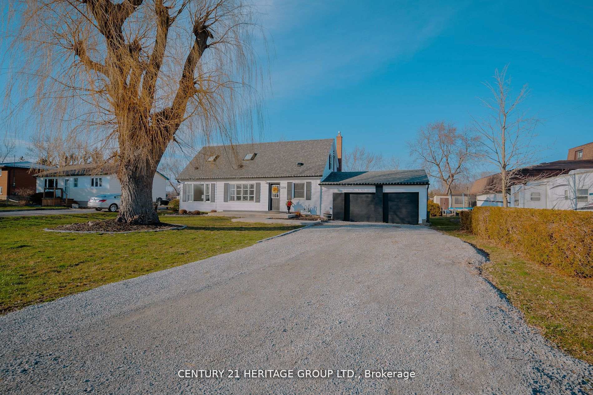 Photo 1 of 5226 Dickenson Road, Hamilton, Rural Glanbrook — HOMEH