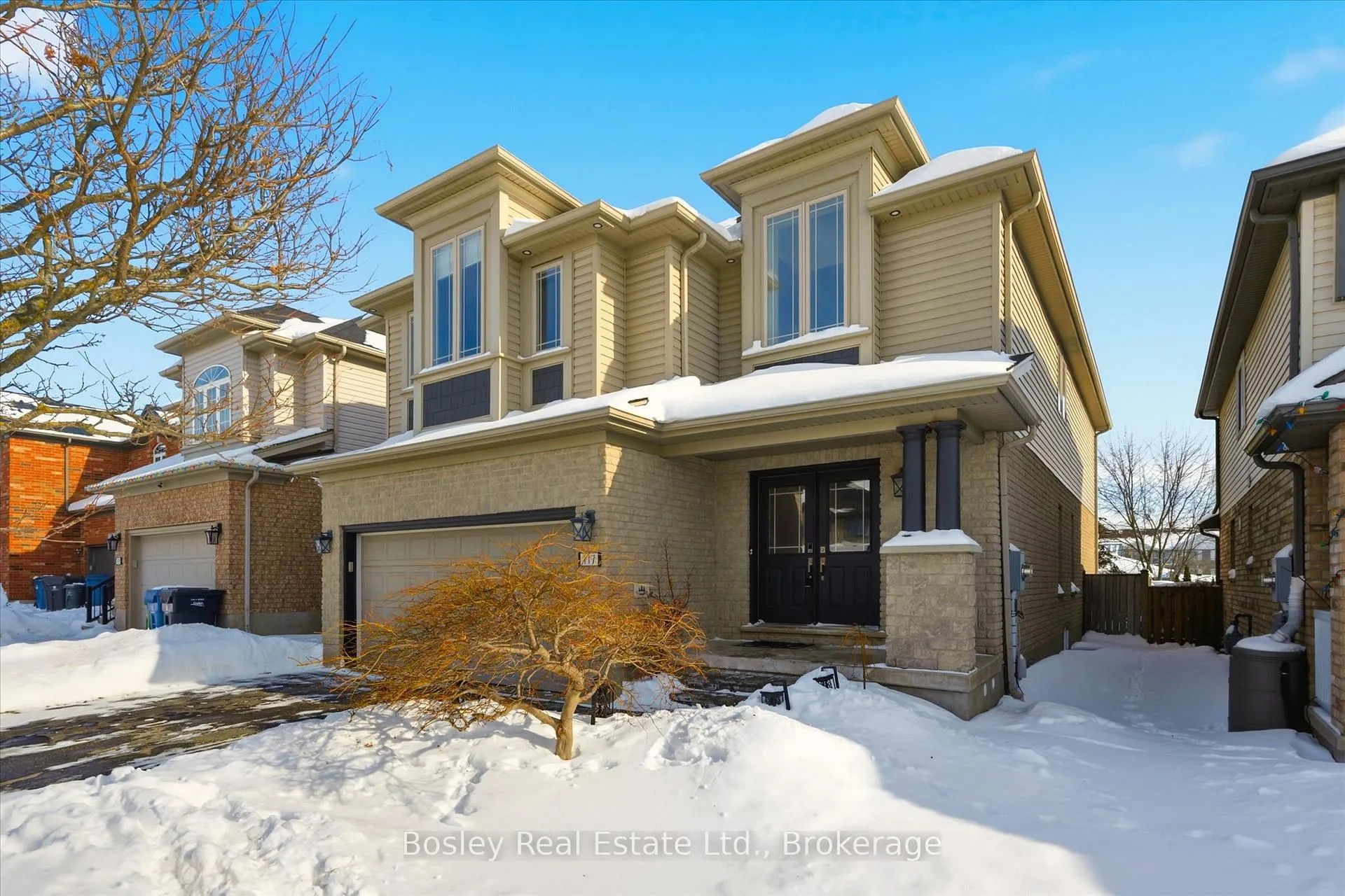 Photo 2 of 117 Simmonds Drive, Guelph, Victoria North — HOMEH