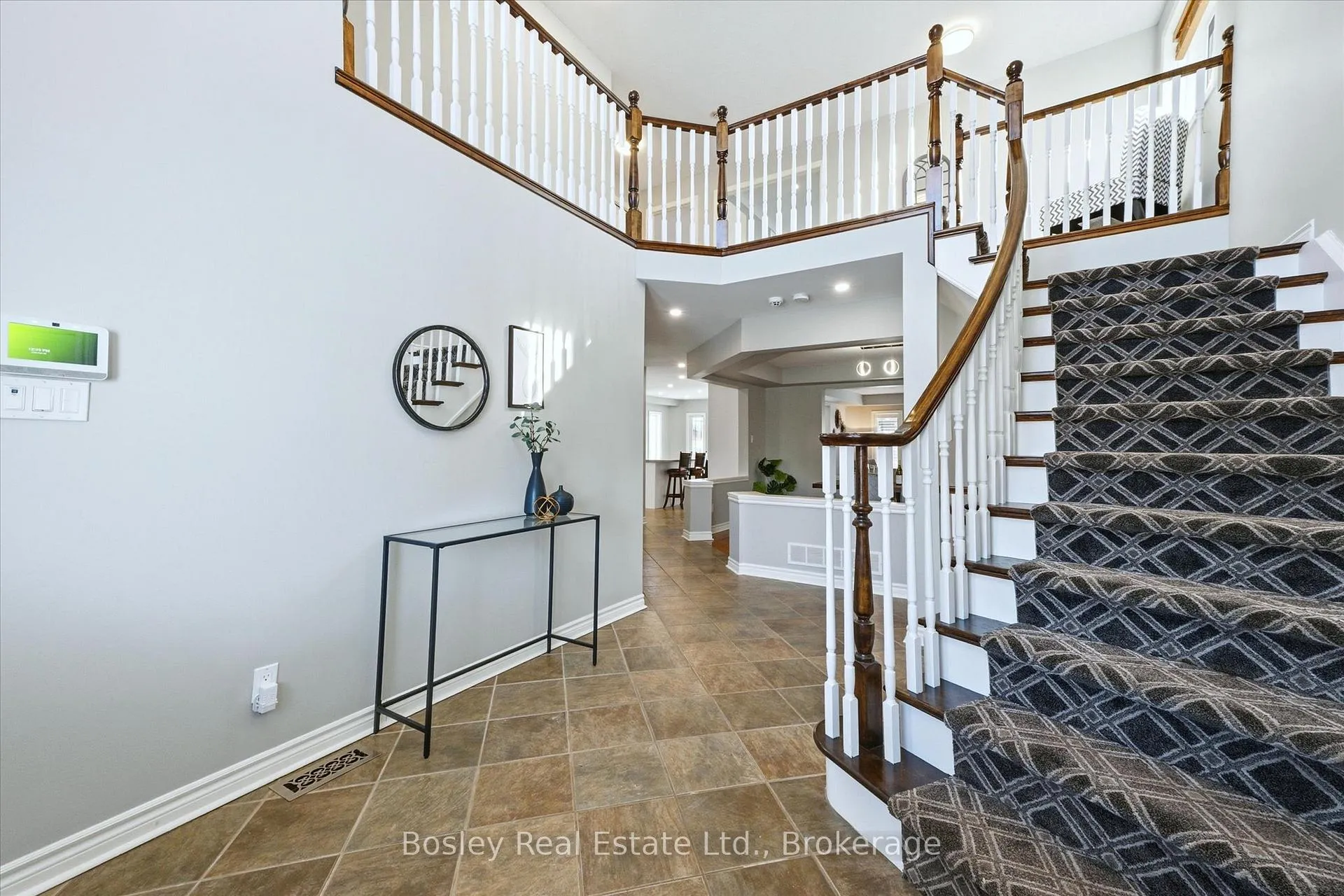 Photo 5 of 117 Simmonds Drive, Guelph, Victoria North — HOMEH