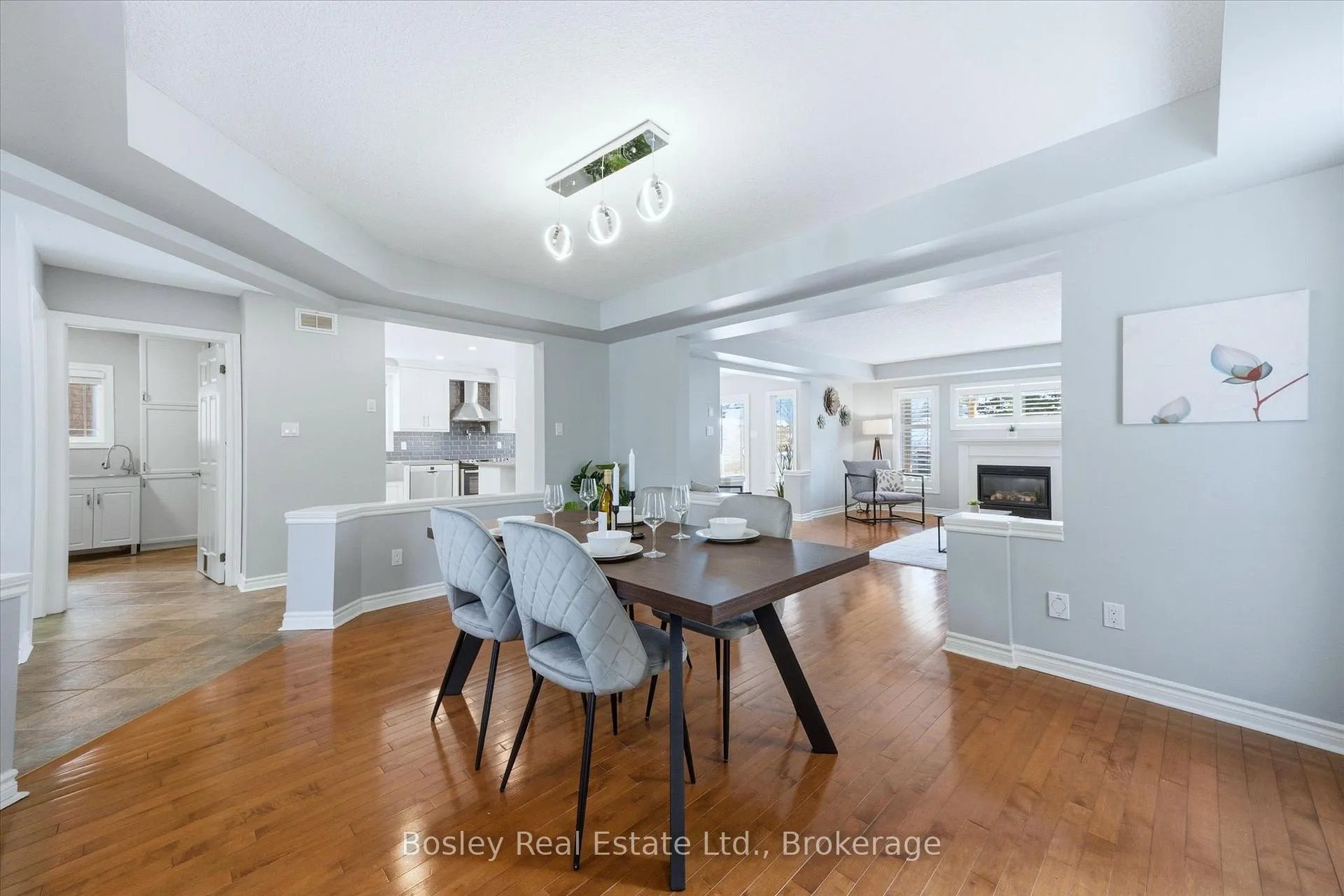 Photo 18 of 117 Simmonds Drive, Guelph, Victoria North — HOMEH