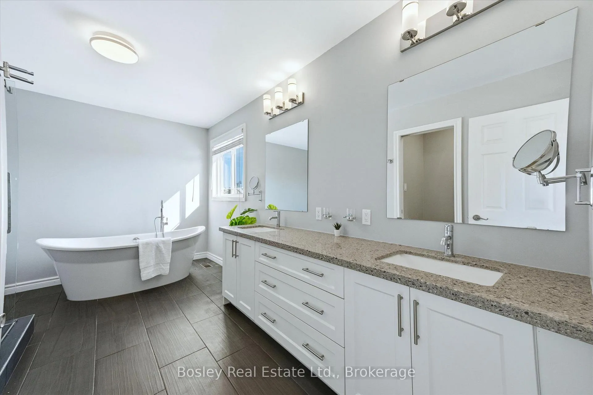 Photo 27 of 117 Simmonds Drive, Guelph, Victoria North — HOMEH