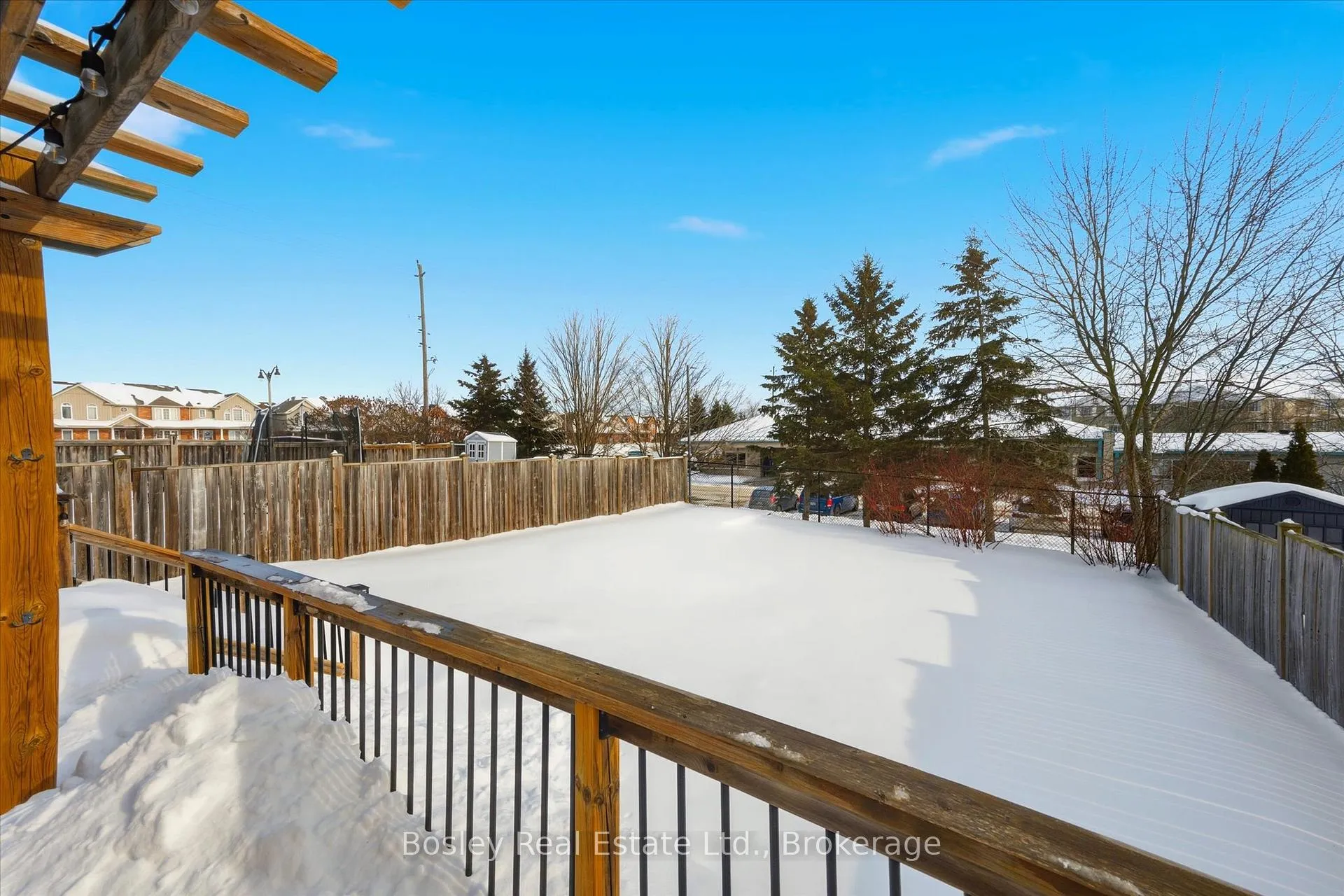 Photo 40 of 117 Simmonds Drive, Guelph, Victoria North — HOMEH