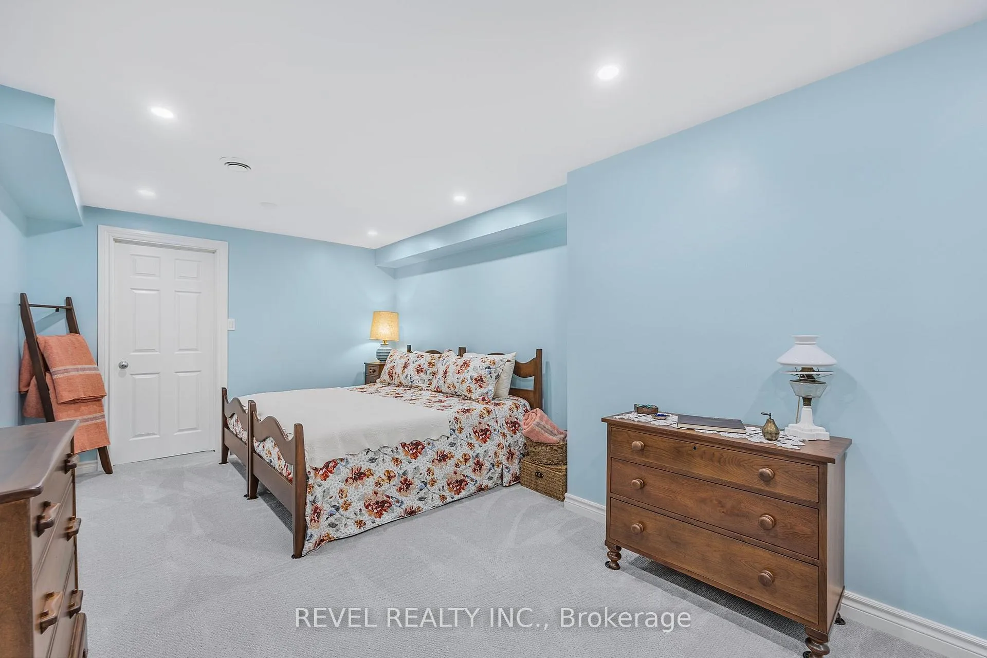Photo 21 of 1640 Golf Link Road, Midland — HOMEH