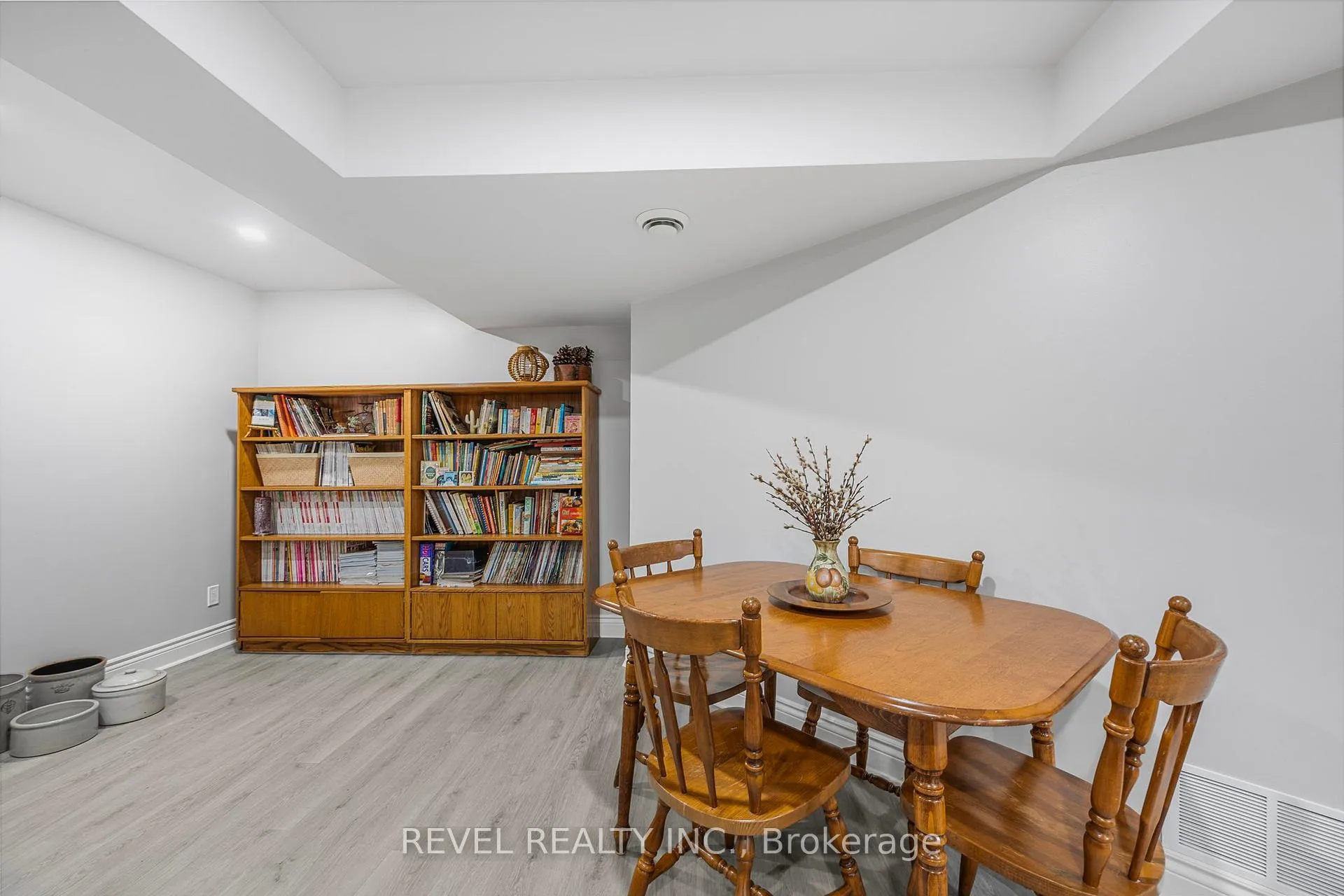 Photo 27 of 1640 Golf Link Road, Midland — HOMEH