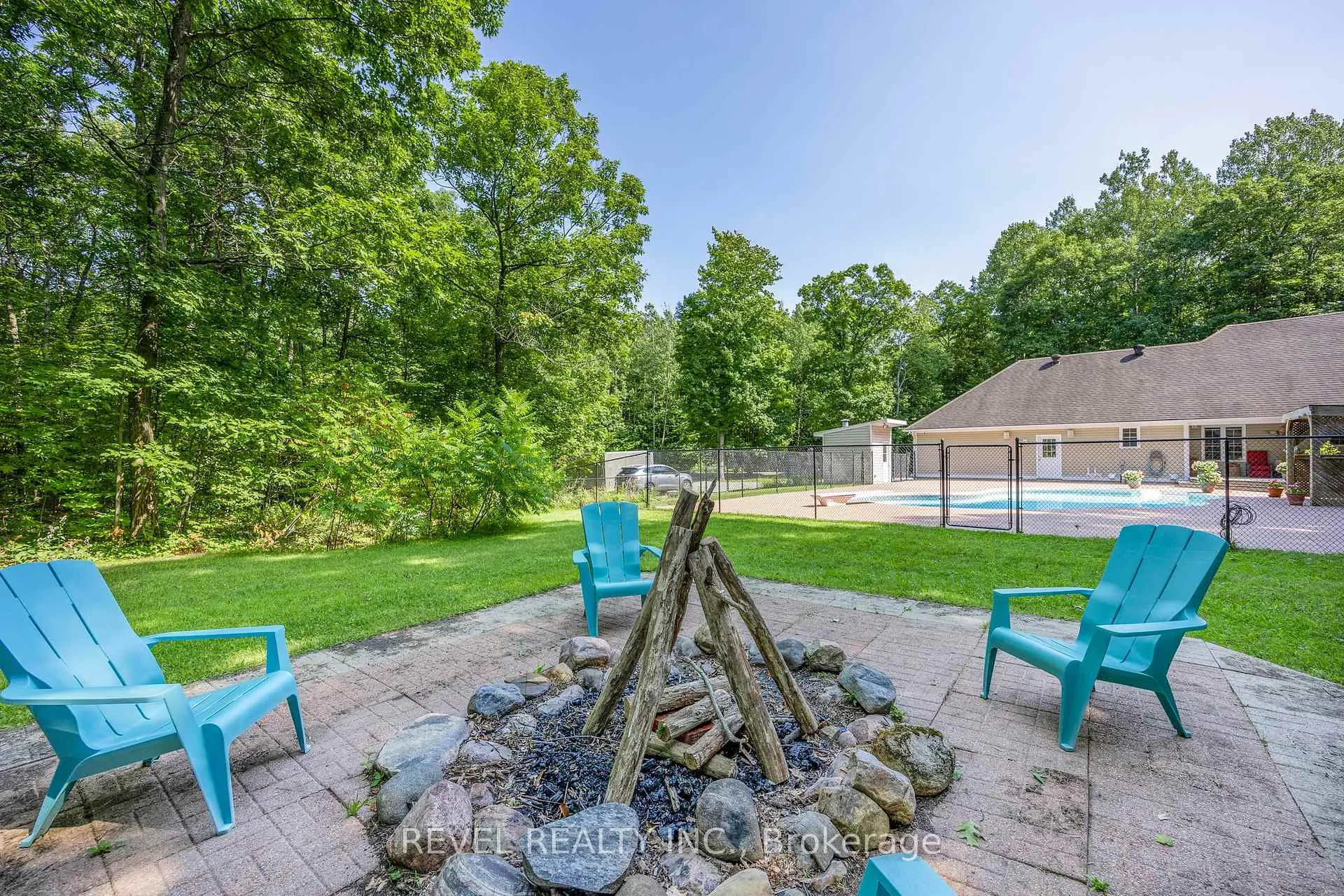 Photo 34 of 1640 Golf Link Road, Midland — HOMEH