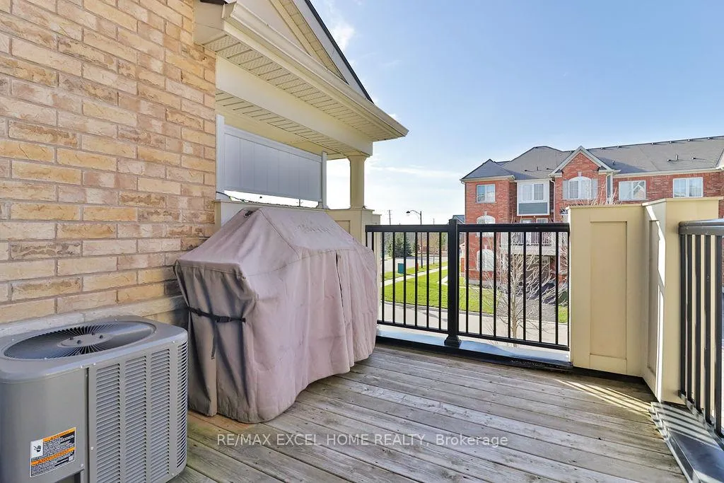 Photo 35 of 91 Minlow Way, Aurora, Rural Aurora — HOMEH