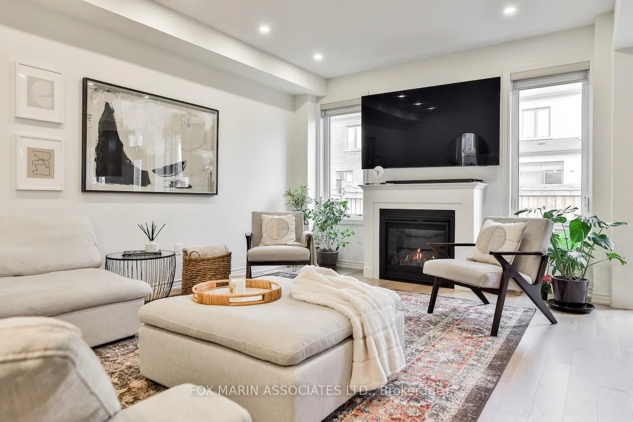 Photo 15 of 17 Vickery Street, Whitby, Williamsburg — HOMEH